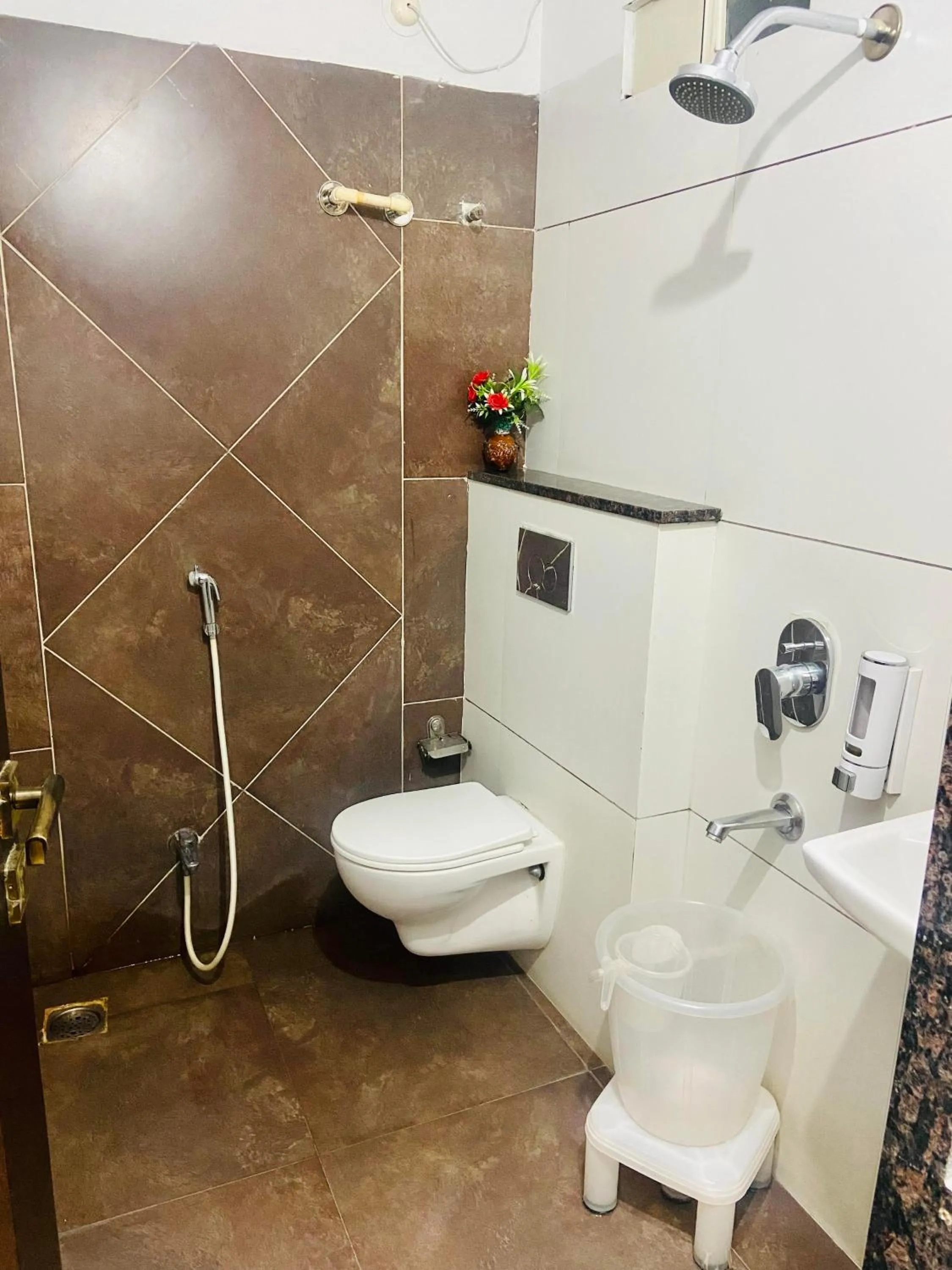 Toilet in The Byke Business Hotel - Signature Planet Vijay Nagar