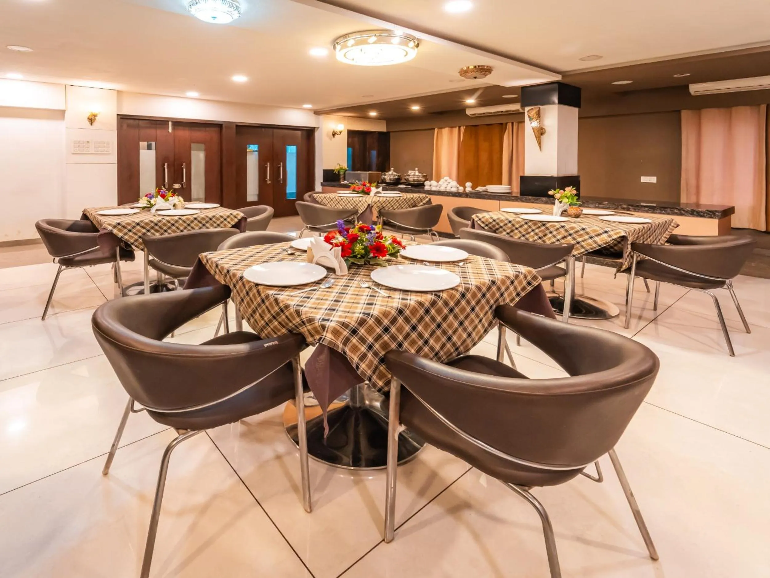 Restaurant/places to eat in The Byke Business Hotel - Signature Planet Vijay Nagar