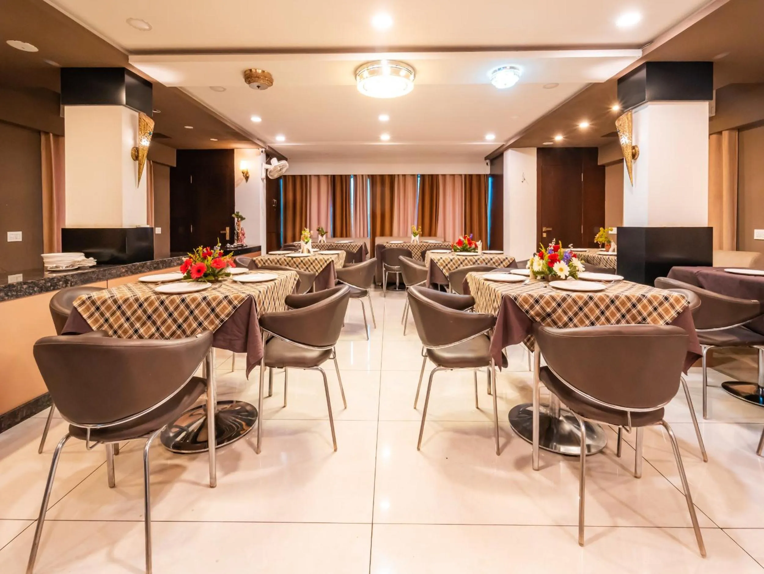 Restaurant/places to eat in The Byke Business Hotel - Signature Planet Vijay Nagar