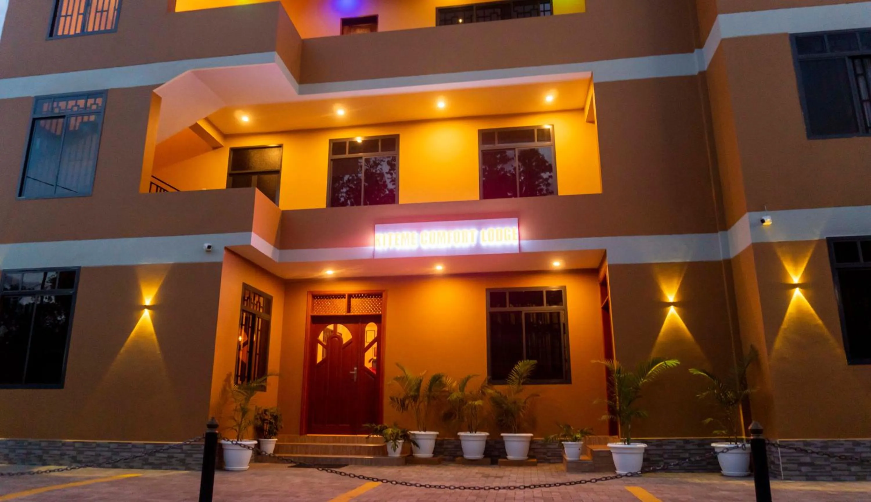 Property building in Kiteme Comfort Lodge