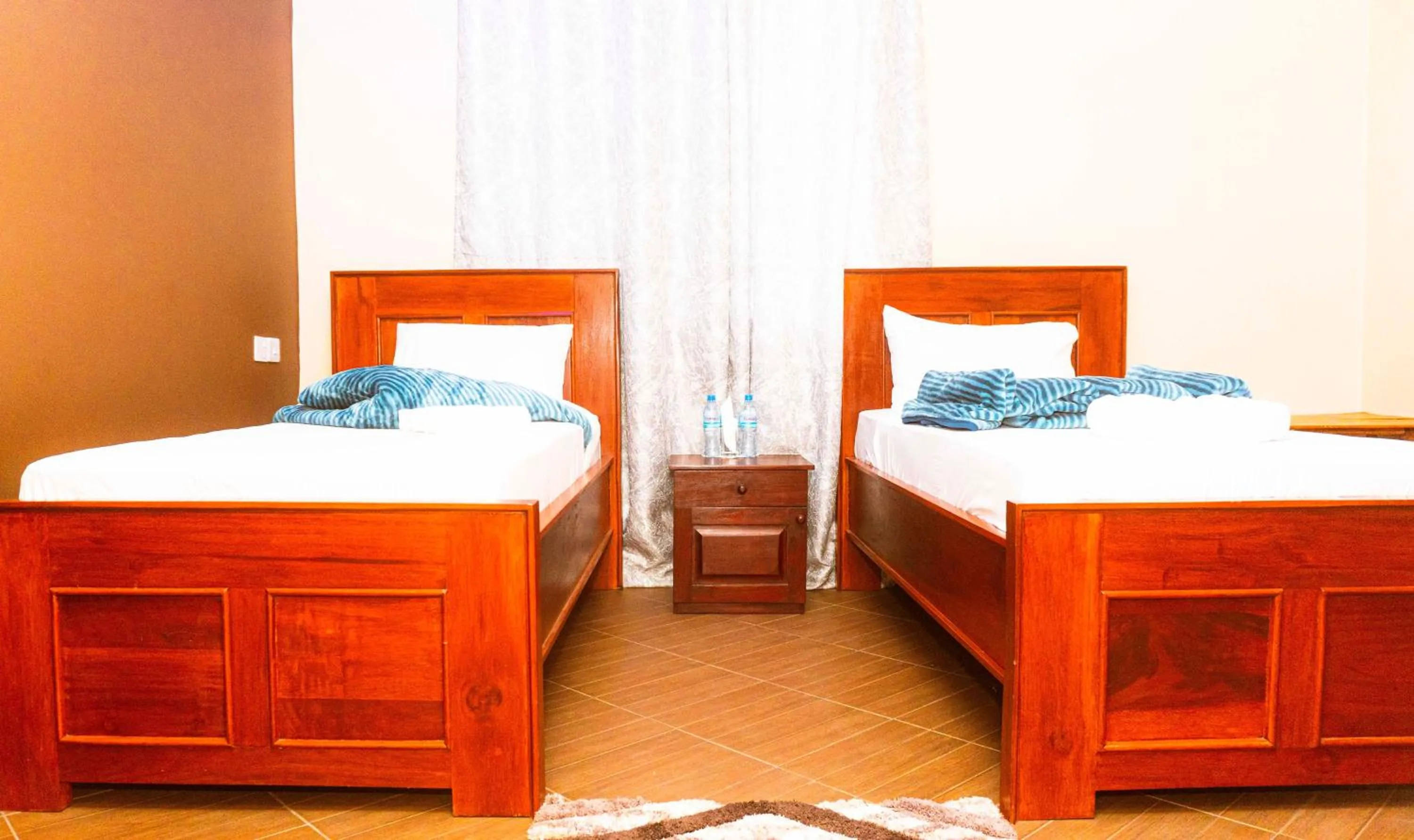 Bedroom, Bed in Kiteme Comfort Lodge