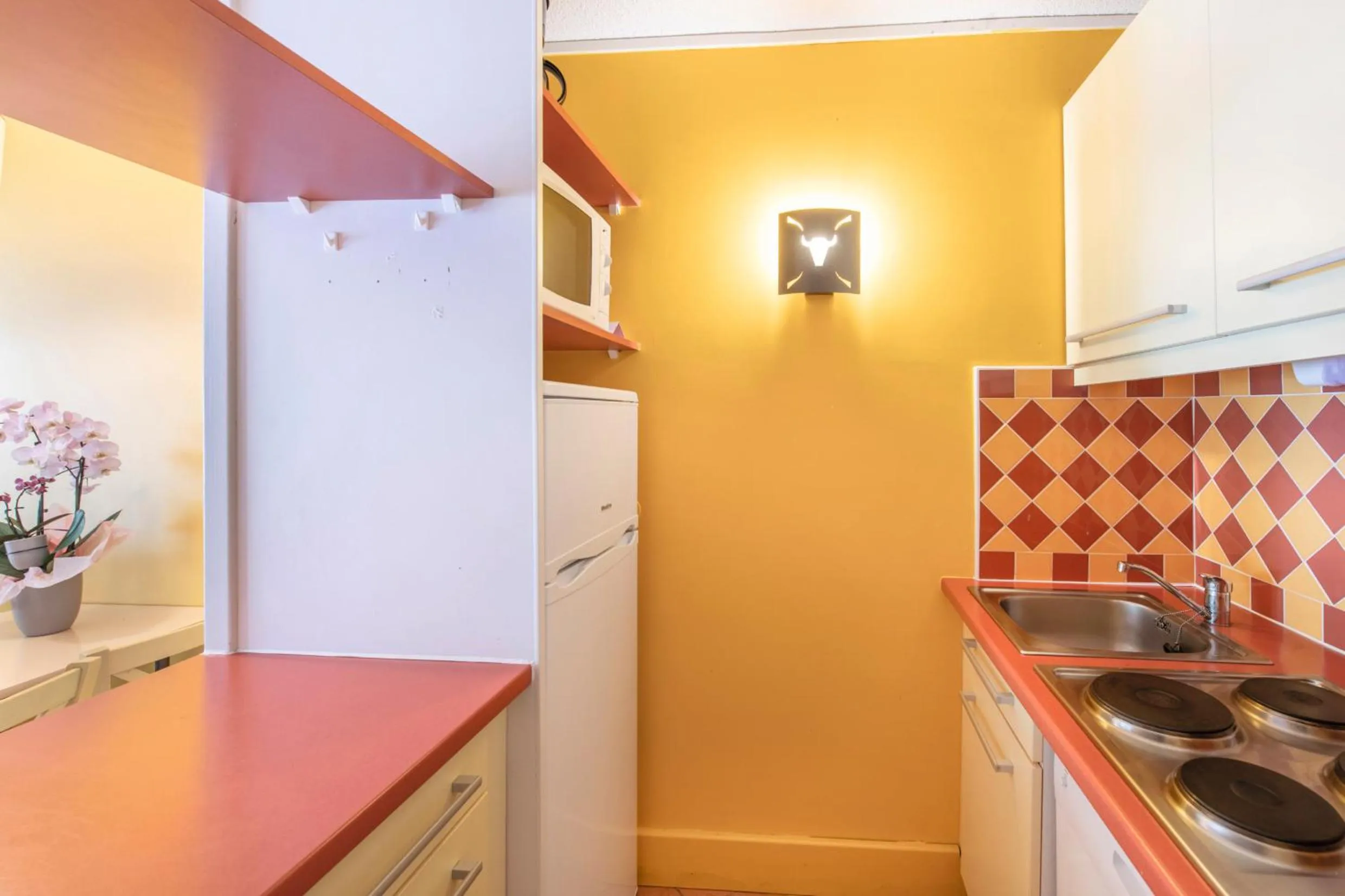 Kitchen or kitchenette in SOWELL RESIDENCES Les Sablons