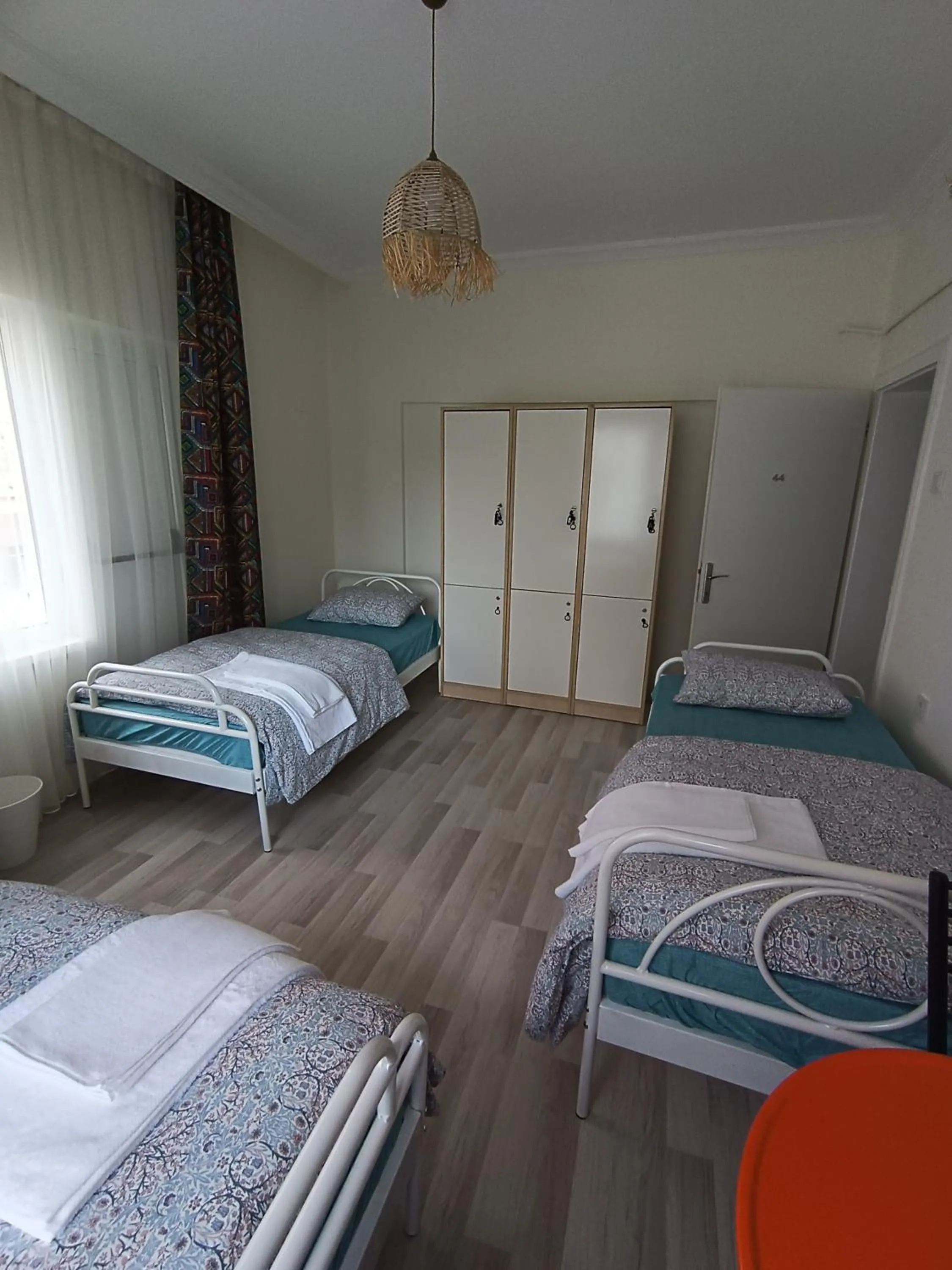 Bedroom, Bed in Deeps Hostel Ankara 2
