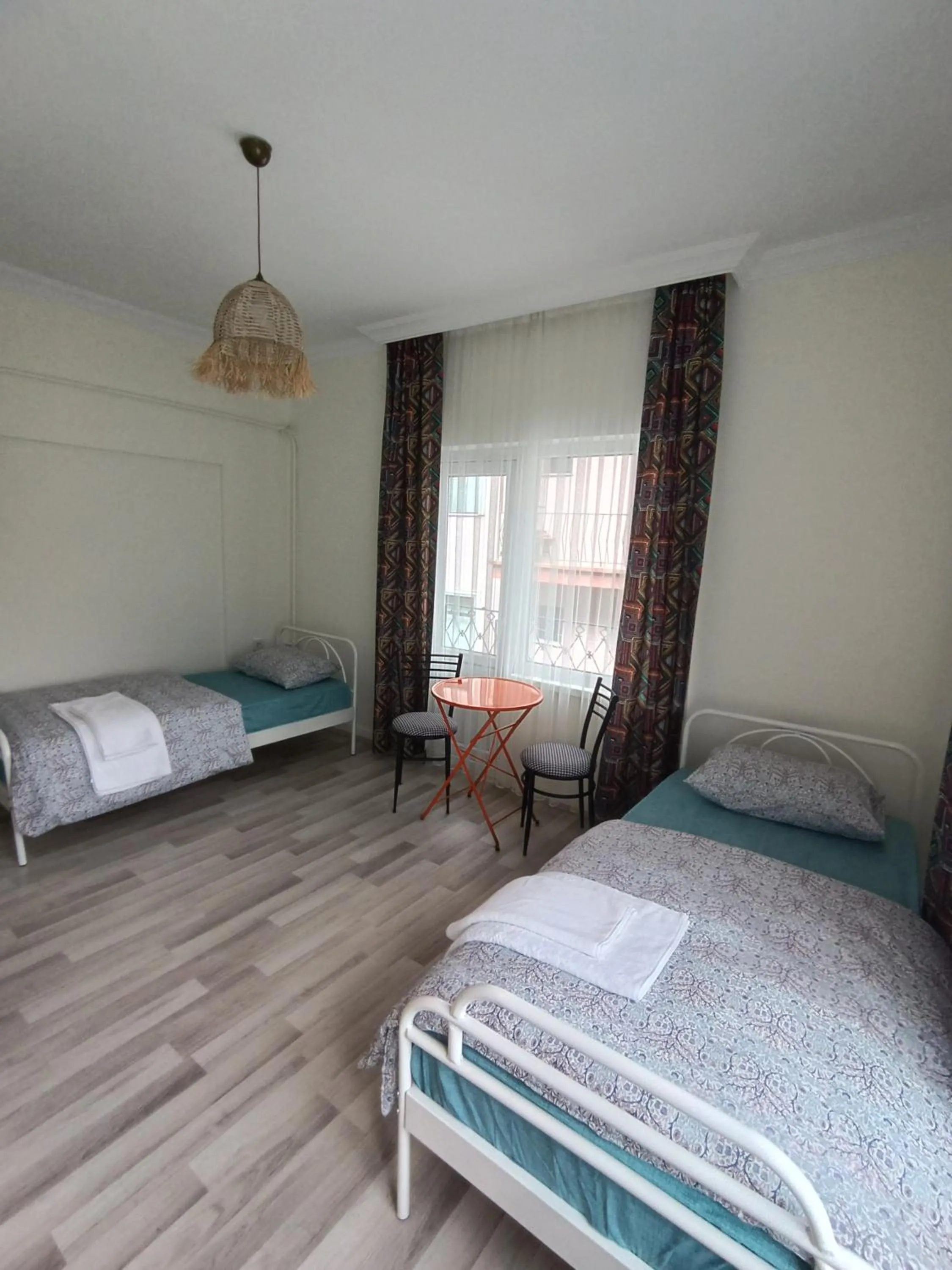 Bedroom, Bed in Deeps Hostel Ankara 2