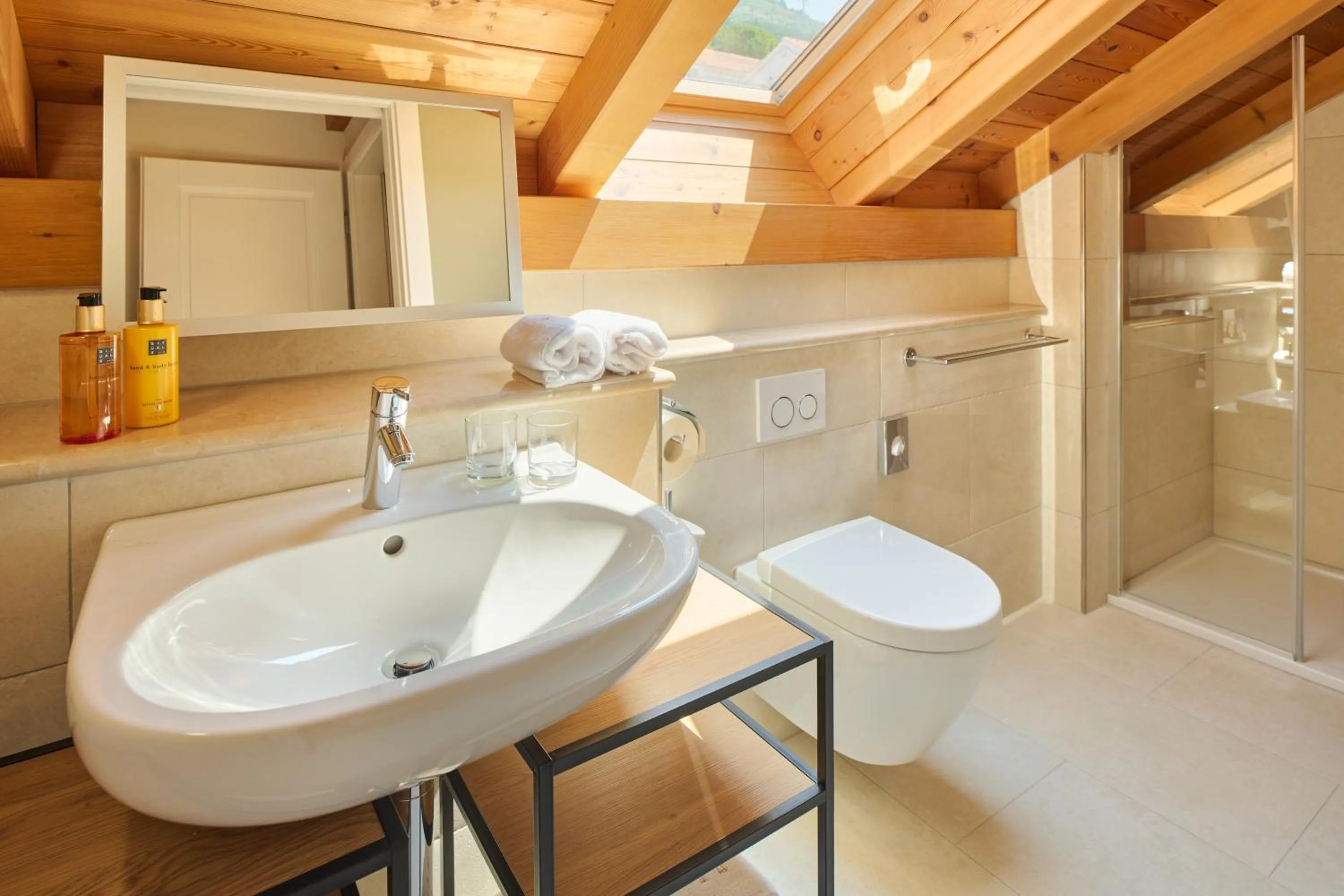 Bathroom in Palace Natali