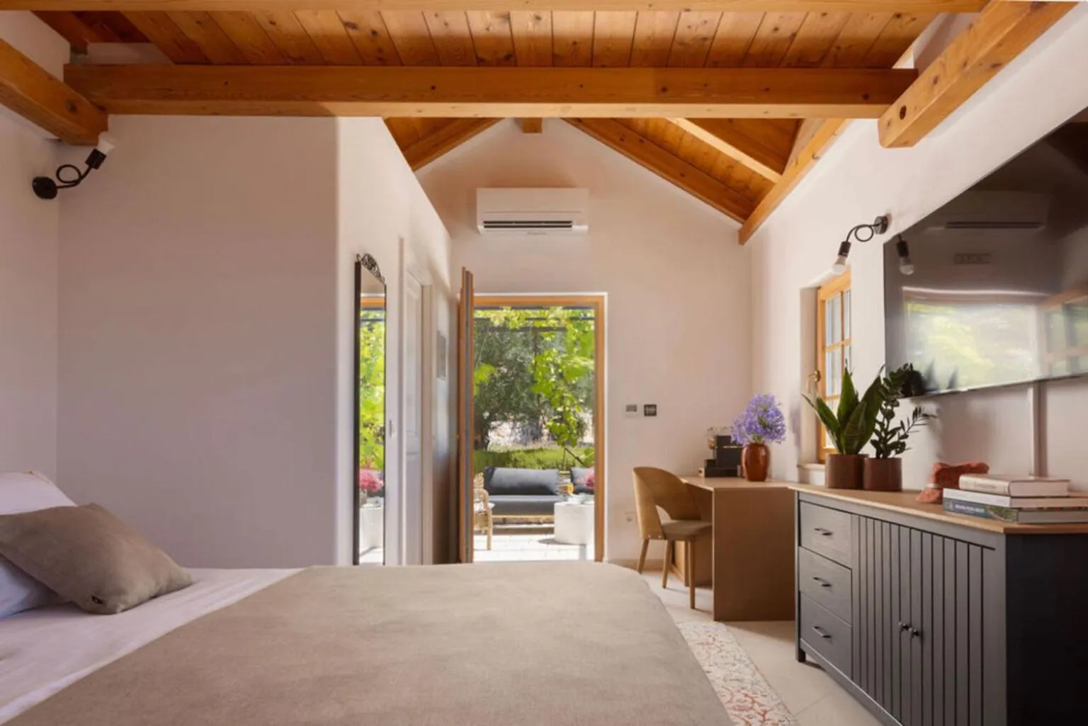 View (from property/room), Bed in Palace Natali