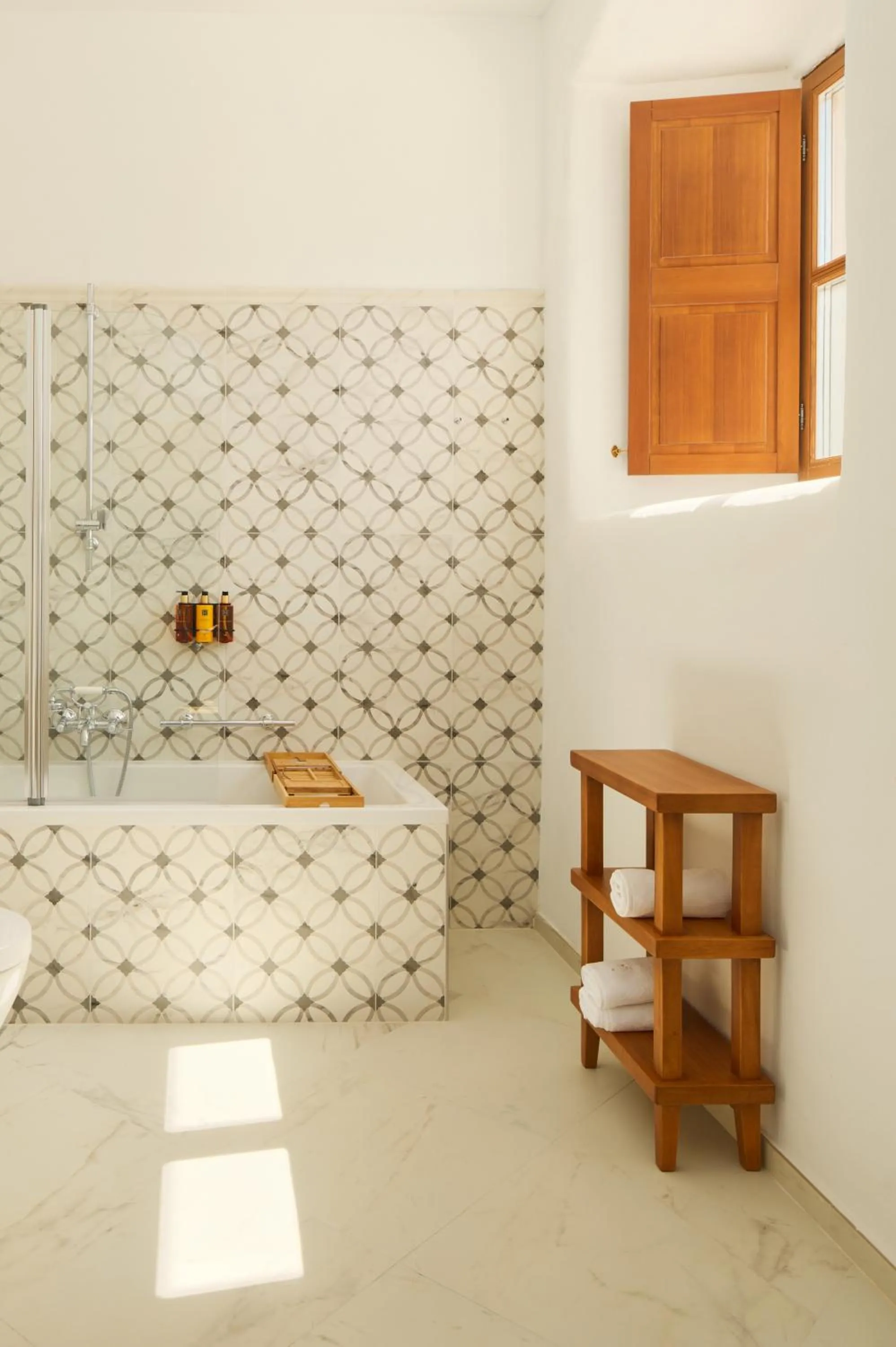 Bathroom in Palace Natali