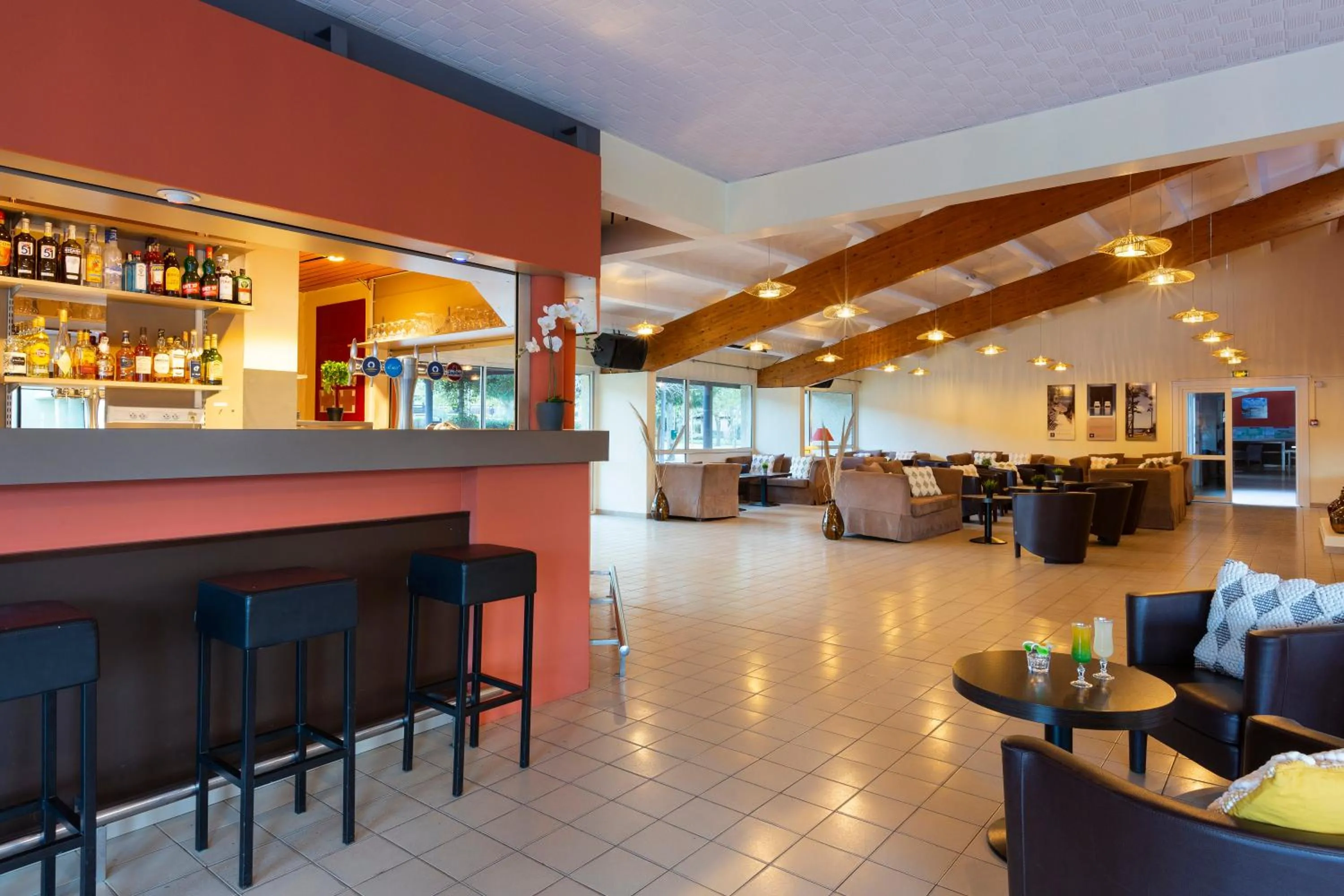 Lounge or bar in SOWELL Family Cap d’Agde