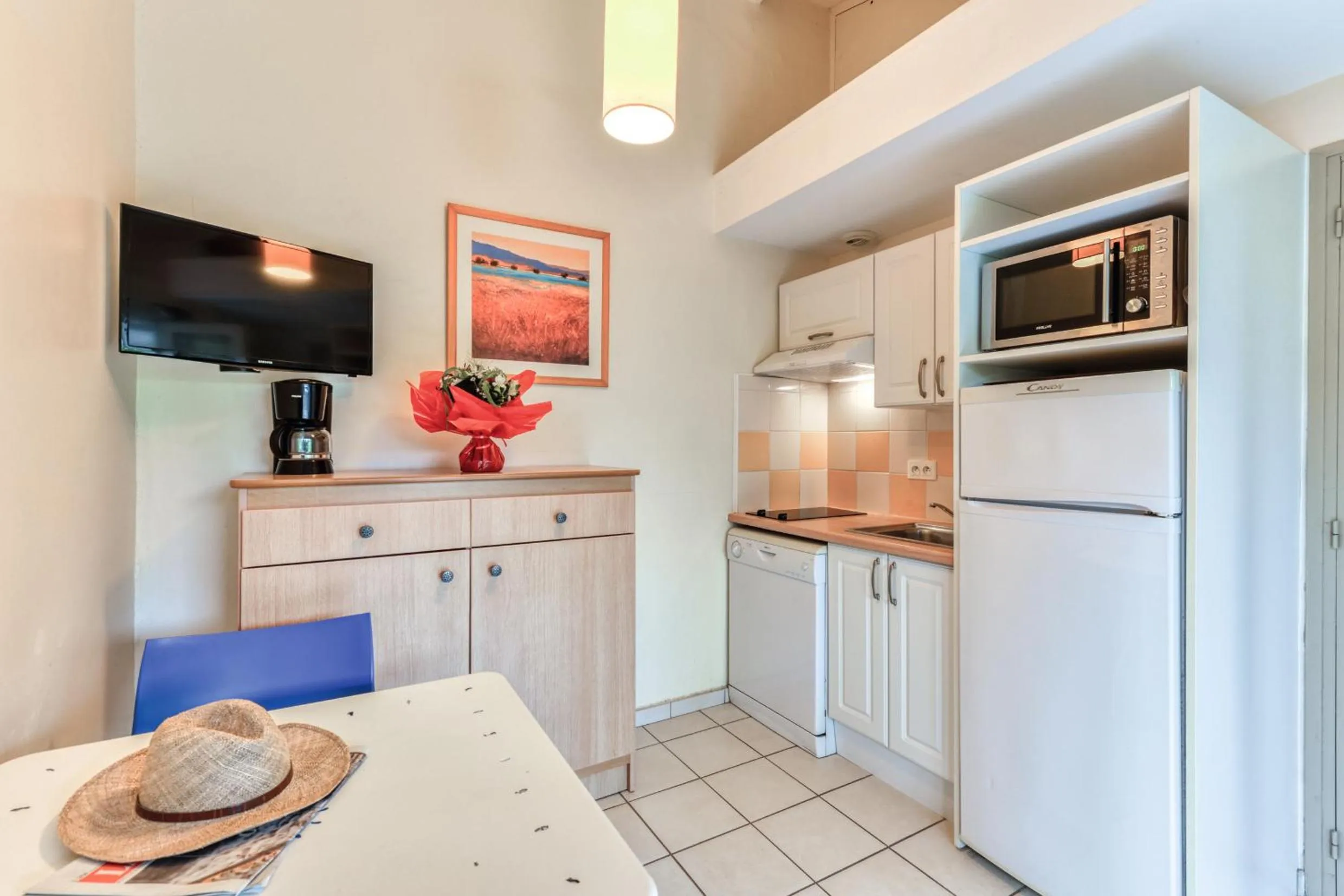 Kitchen or kitchenette in SOWELL Family Cap d’Agde