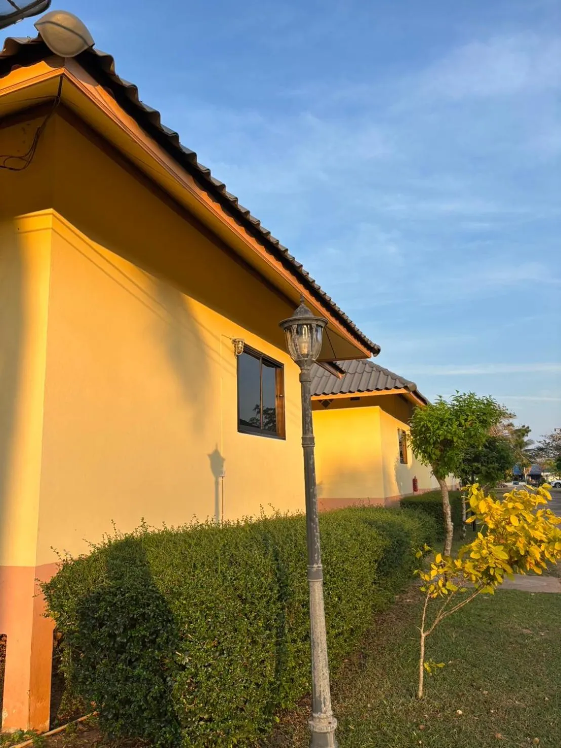 Property building in Thungwua laen resort