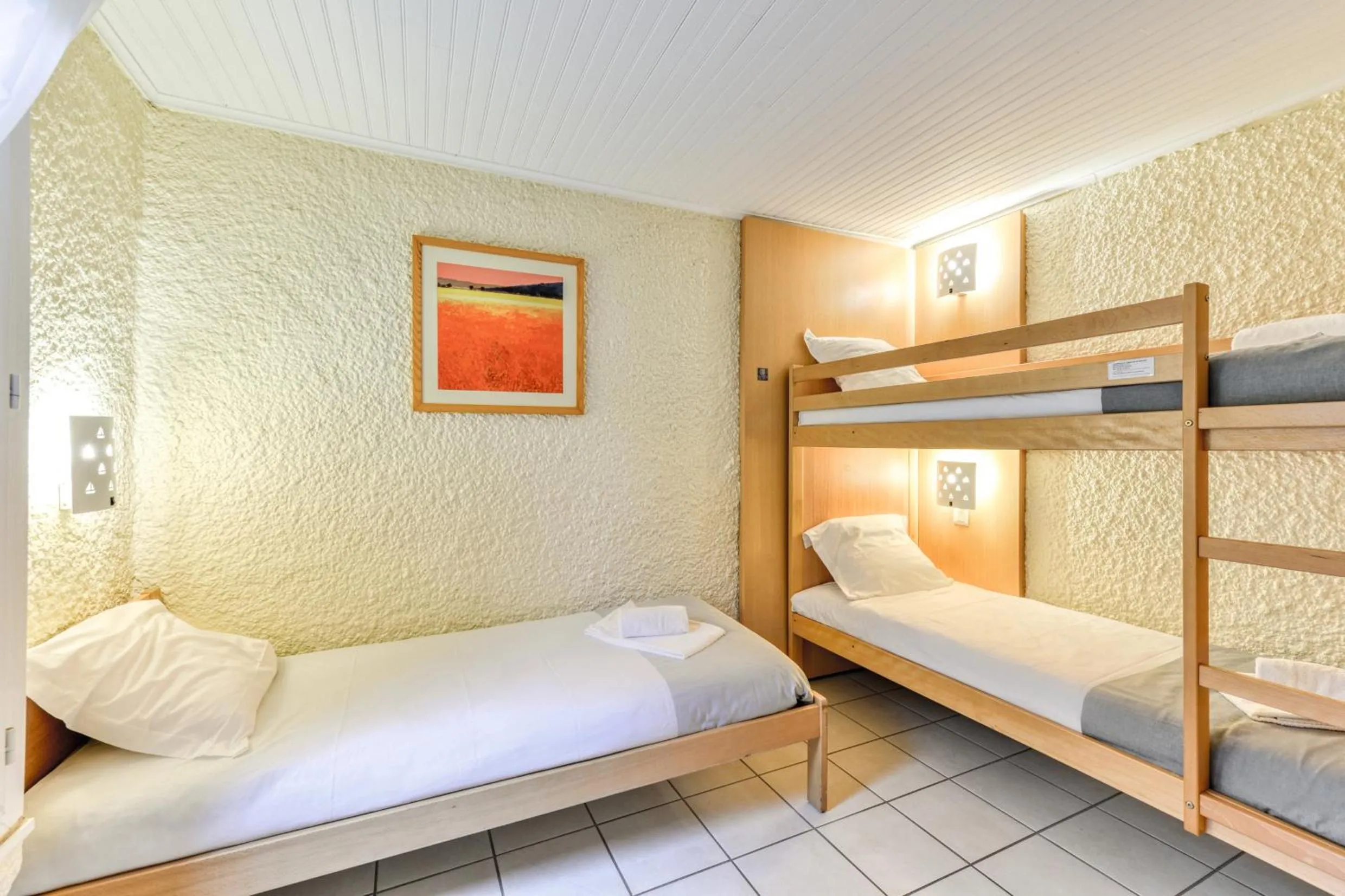 Bedroom, Bed in SOWELL RESIDENCES Les Lauriers Roses