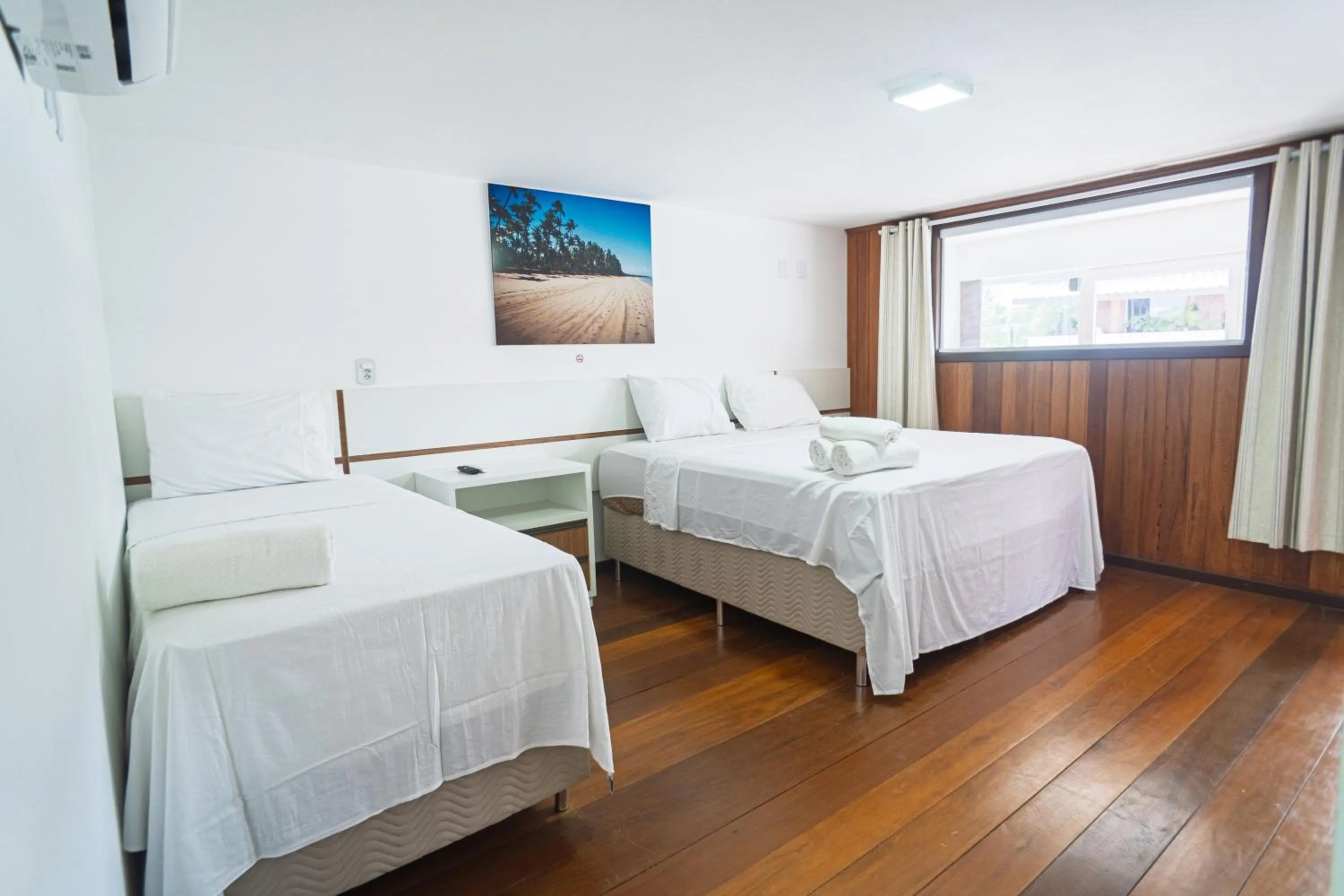 Photo of the whole room, Bed in Brisa do Mar Praia Hotel