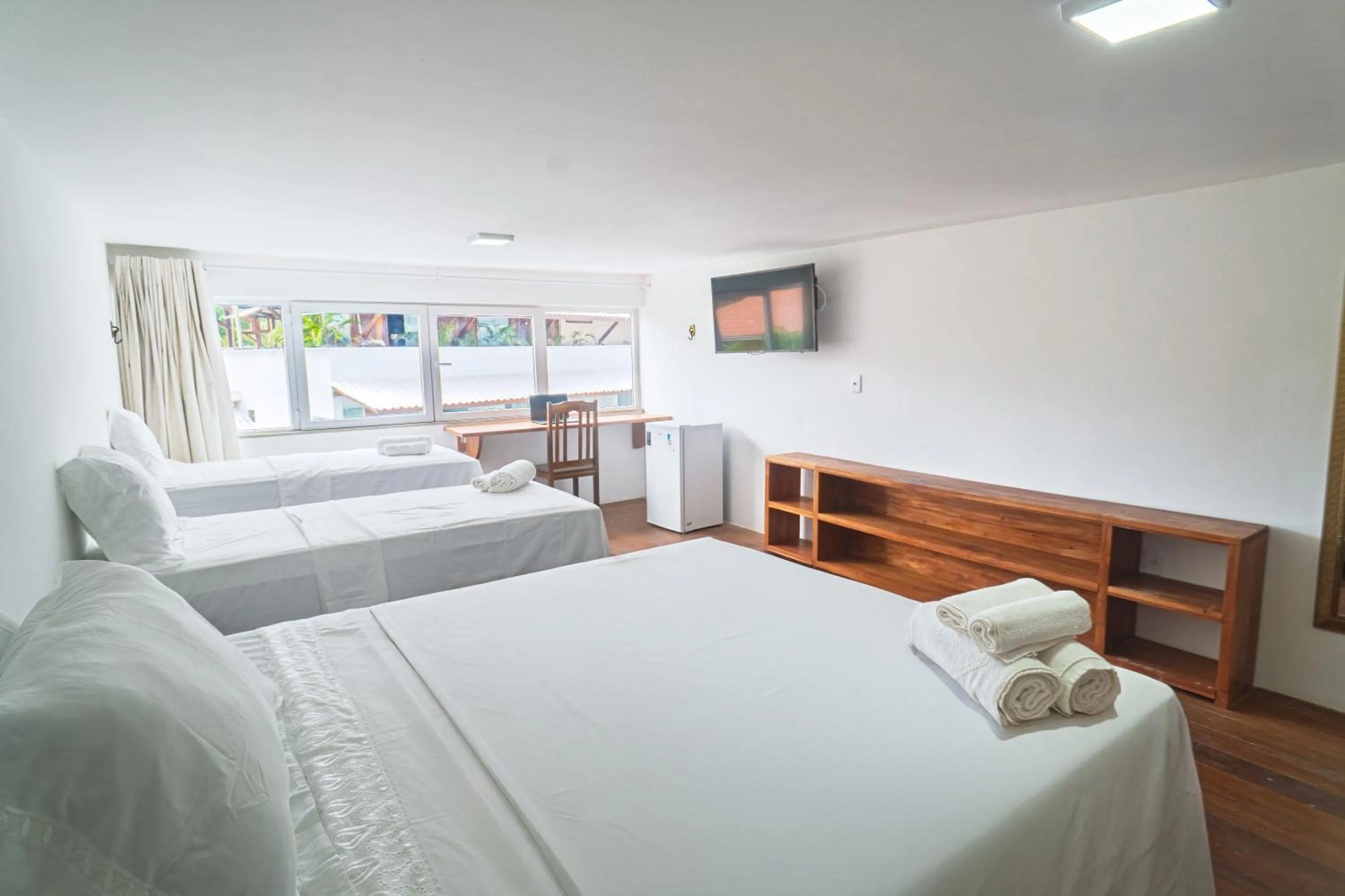 Photo of the whole room, Bed in Brisa do Mar Praia Hotel