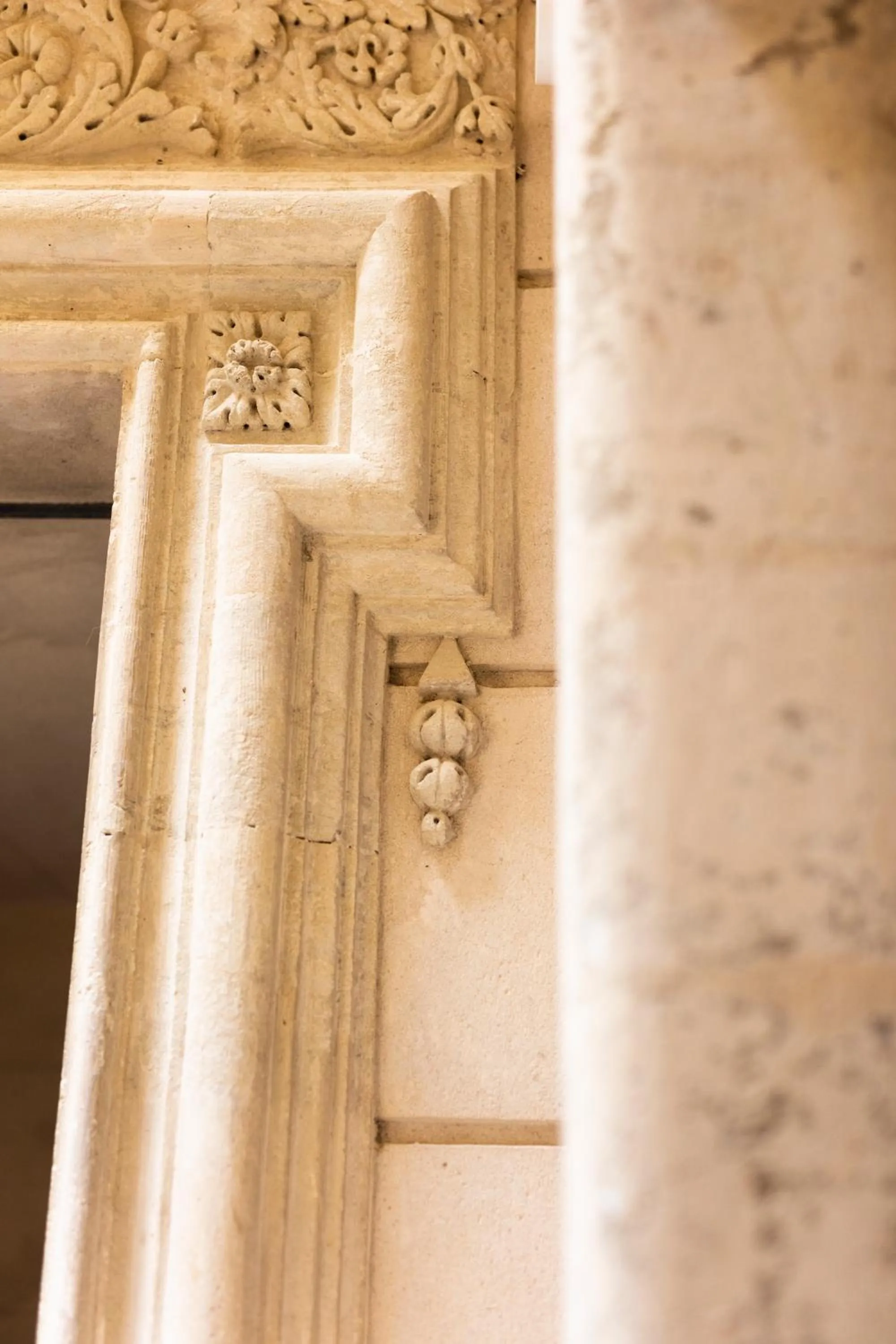 Decorative detail in Château de Collias
