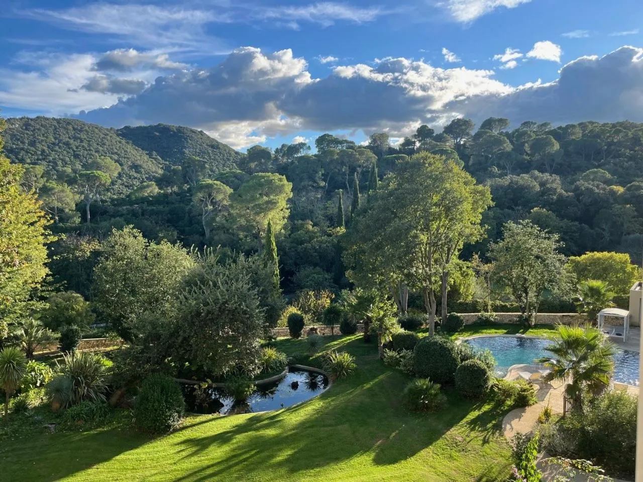 Pool view in Château de Collias - Maison de Vacances