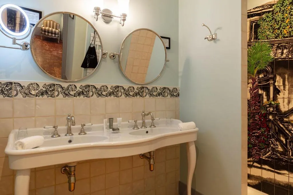 Bathroom in Château de Collias - Maison de Vacances