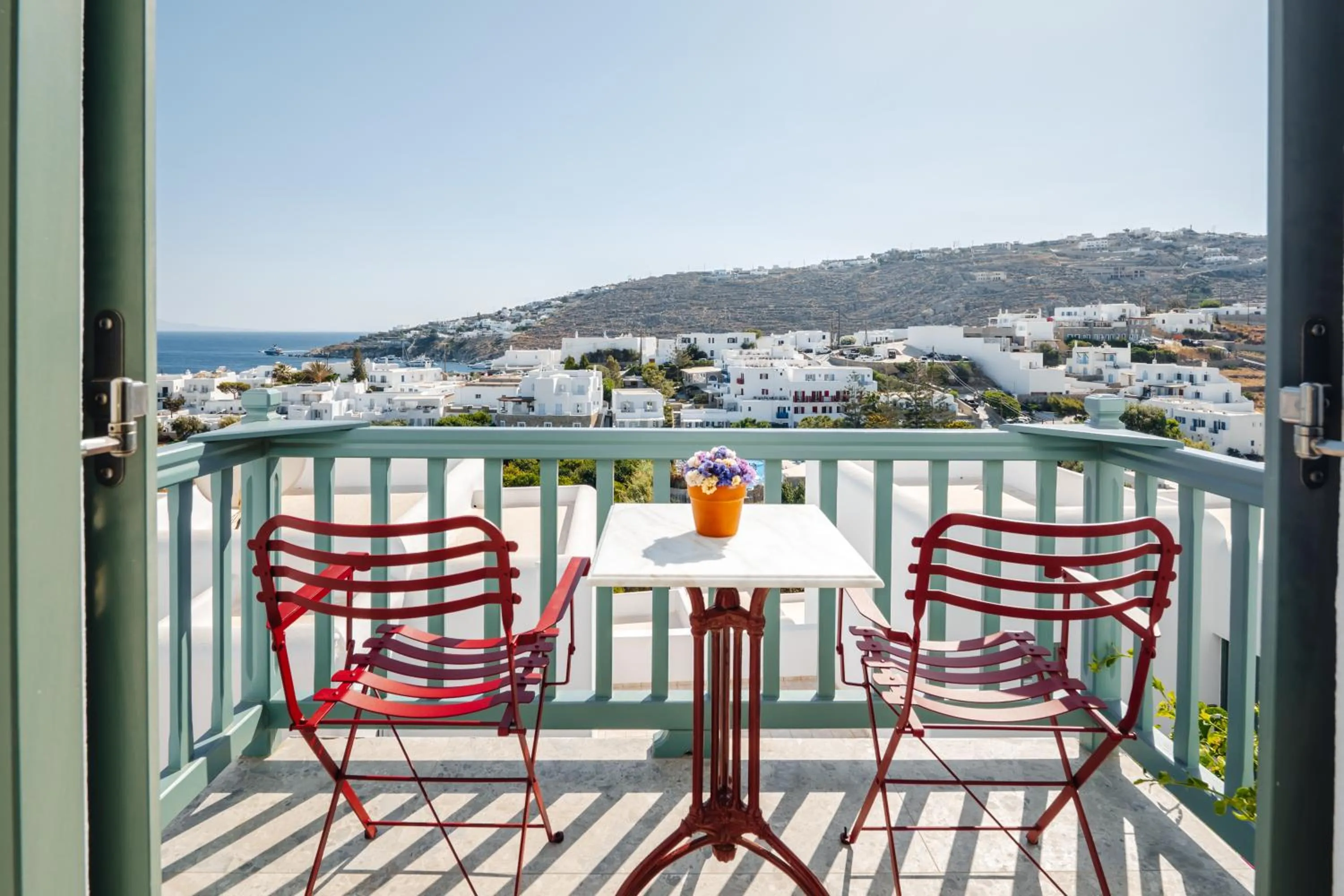 Property building in Pelican Bay Hotel