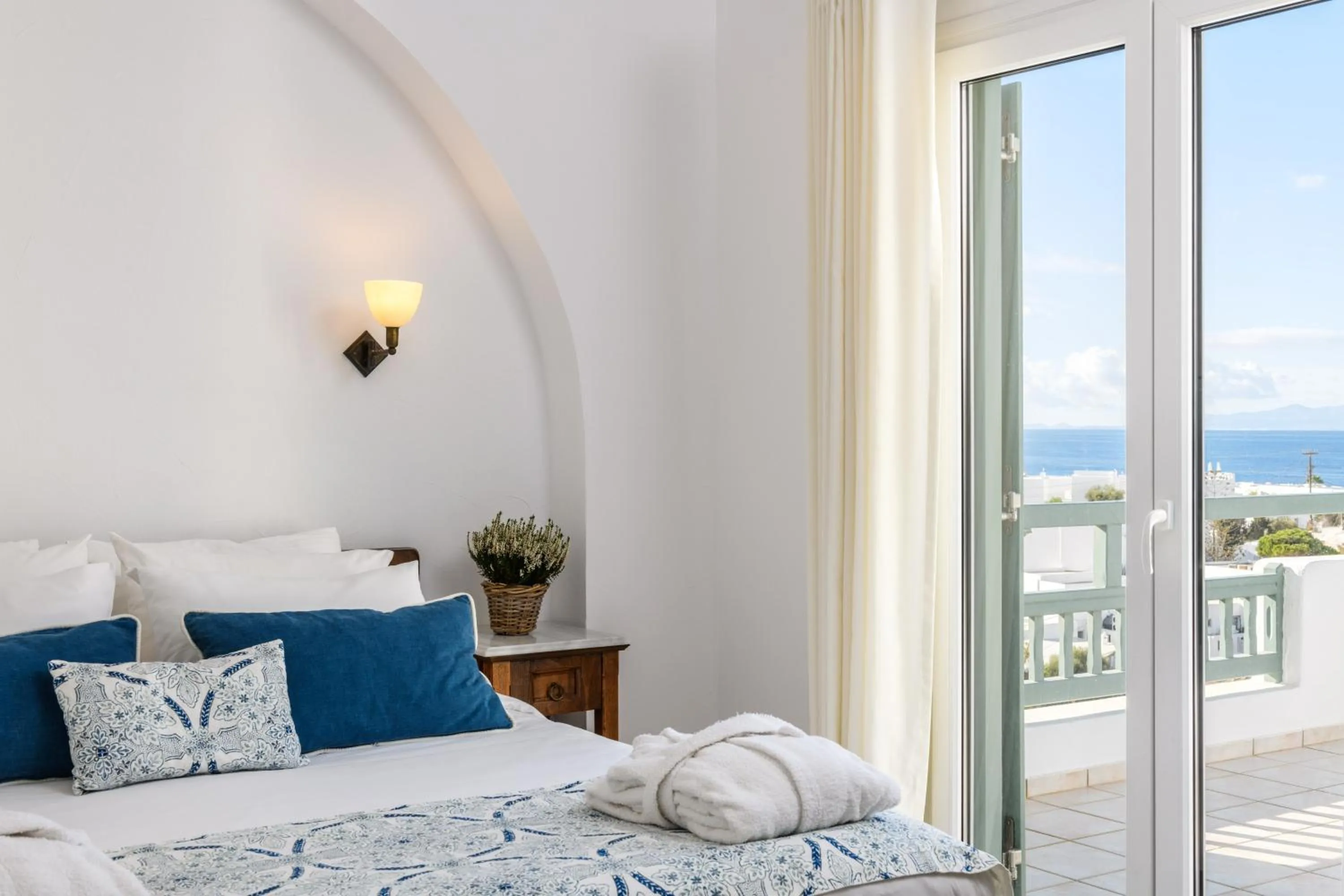 Bed in Pelican Bay Hotel