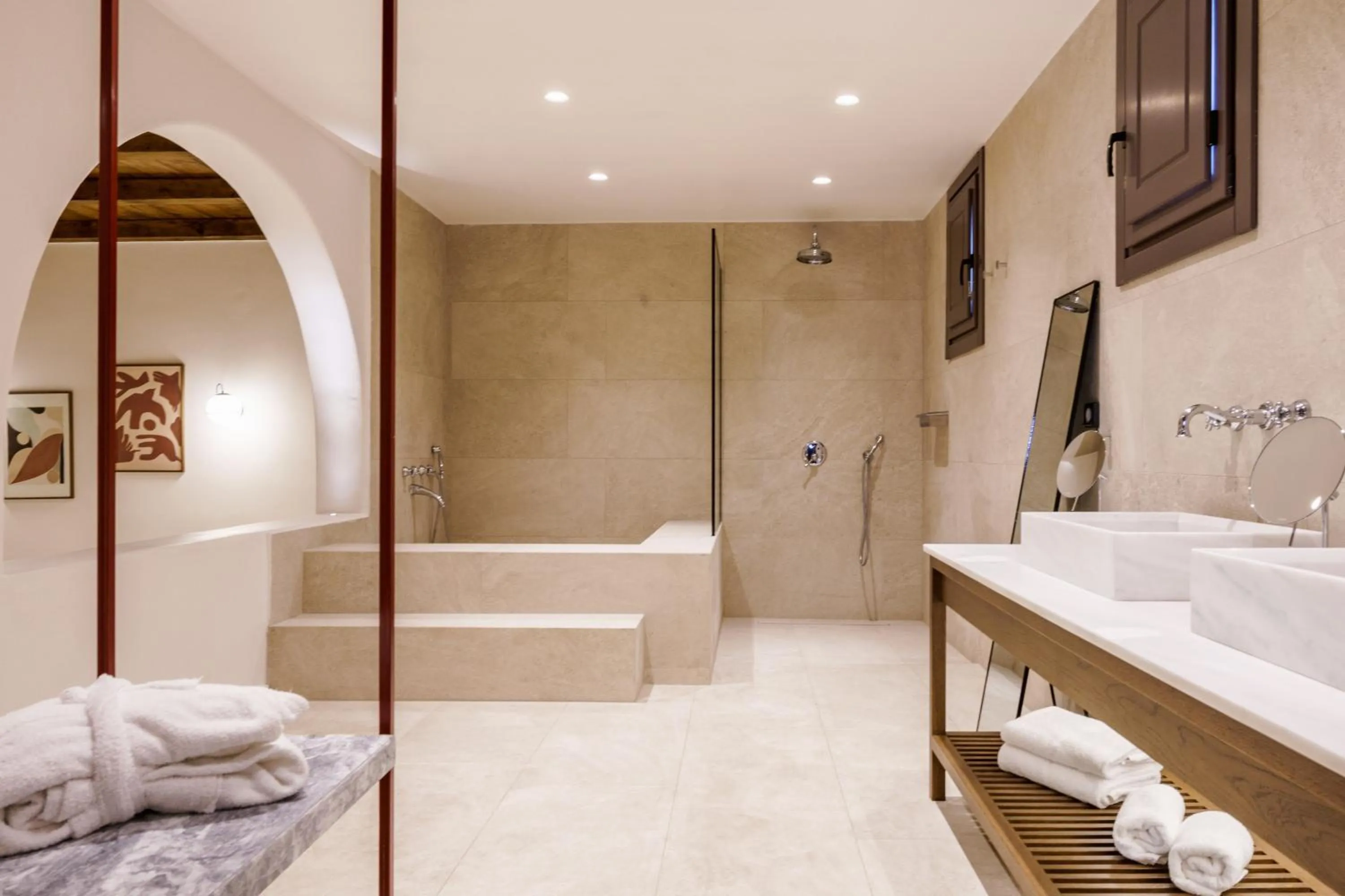 Shower in Pelican Bay Hotel