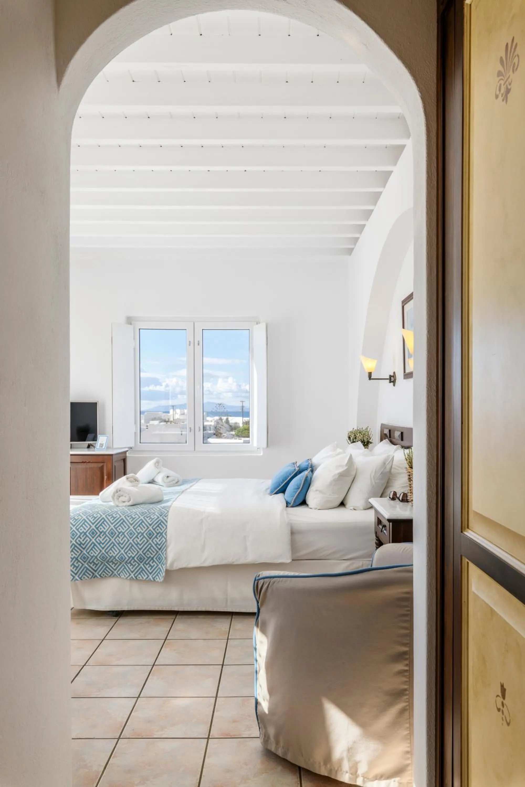 Bed in Pelican Bay Hotel