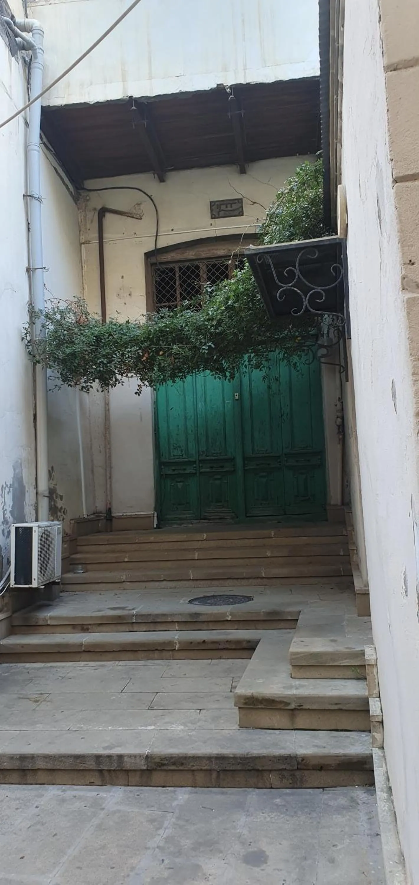 Nearby landmark in Qiz Galasi Hotel Baku