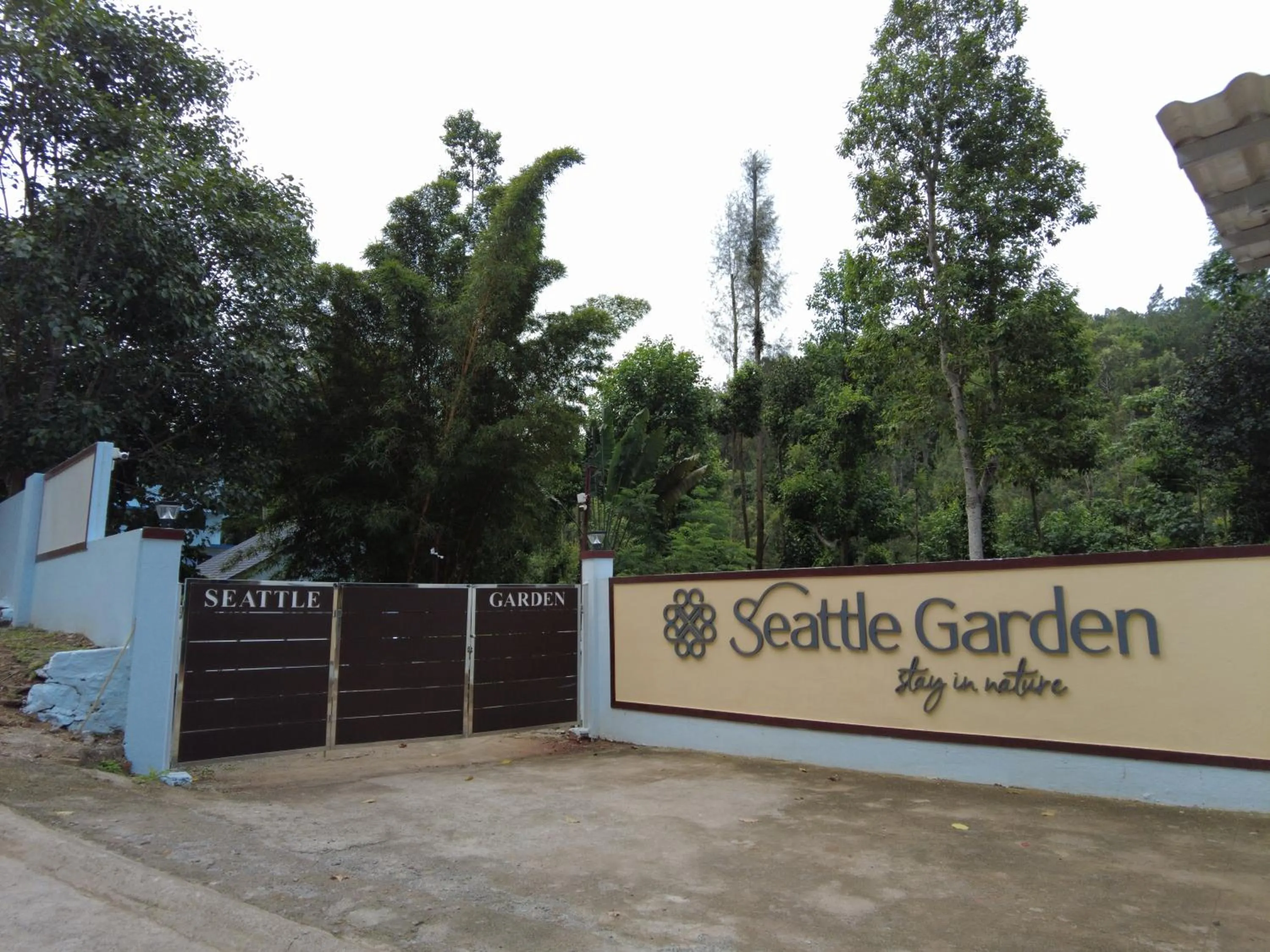 Facade/entrance in Seattle Garden Resort - KolliHills