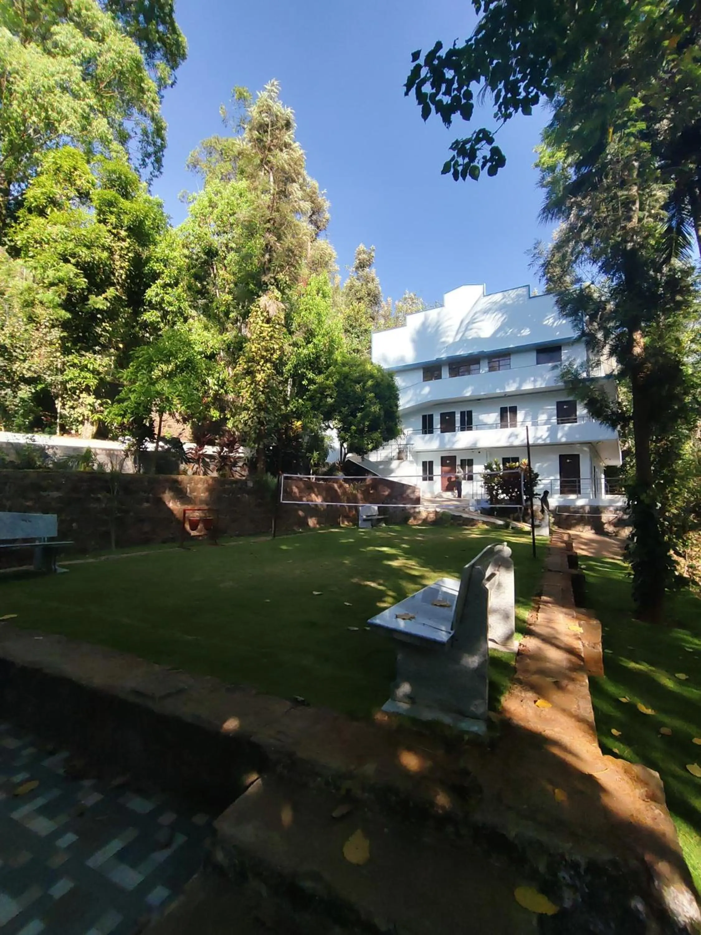 Property building in Seattle Garden Resort - KolliHills