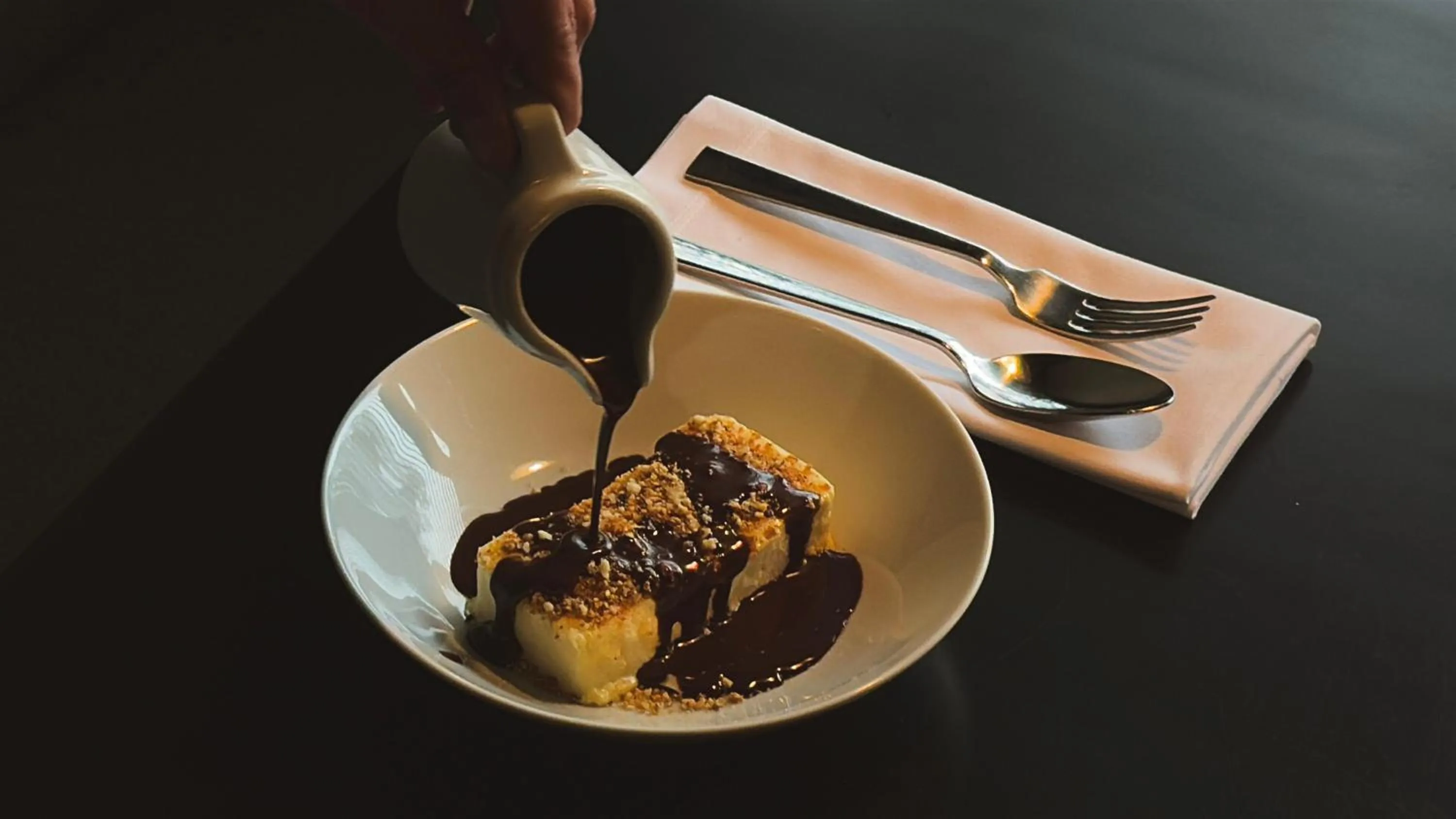 Restaurant/places to eat in Almarena Puerto Retiro Affiliated by Melia