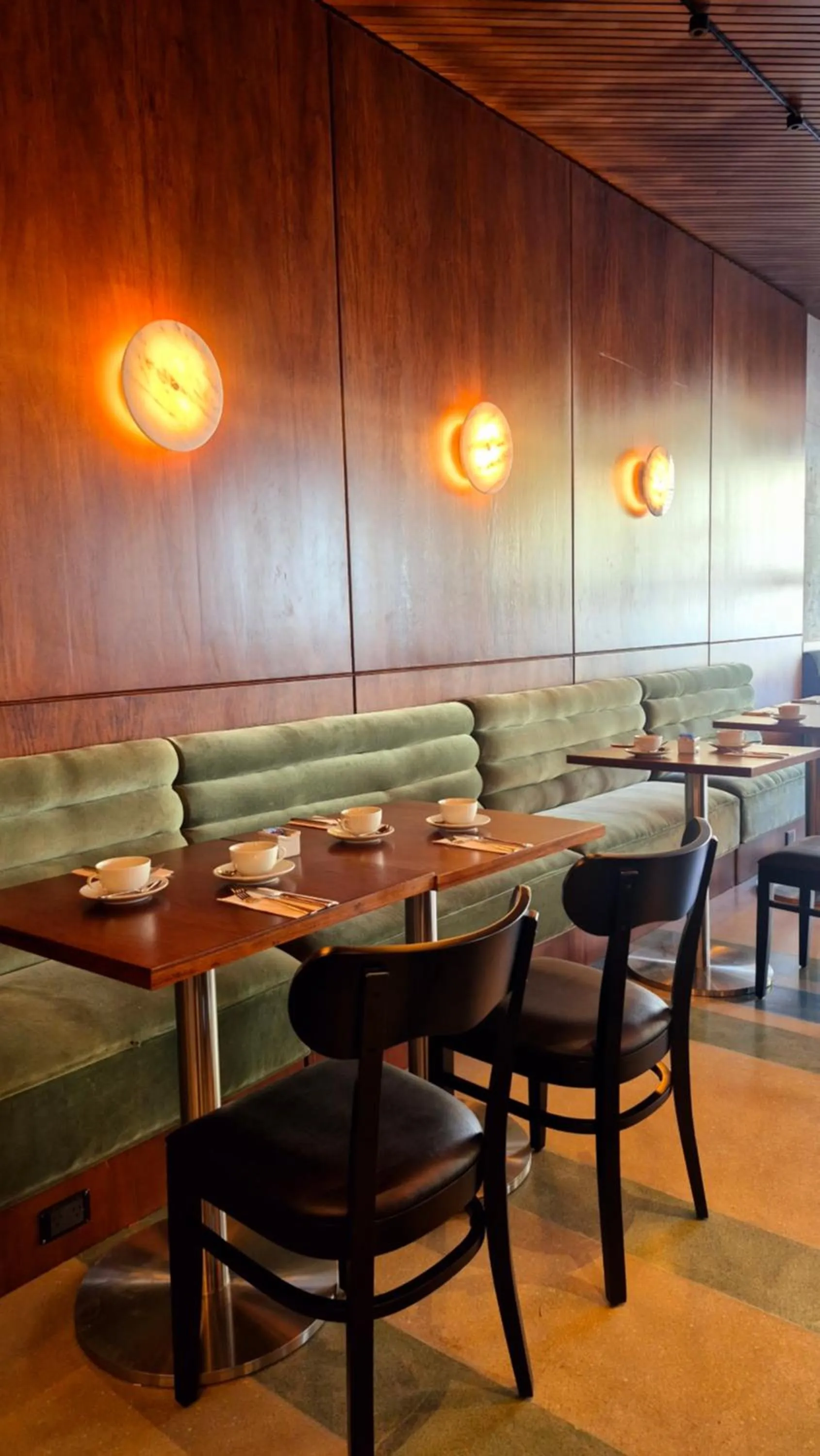 Restaurant/places to eat in Almarena Puerto Retiro Affiliated by Melia