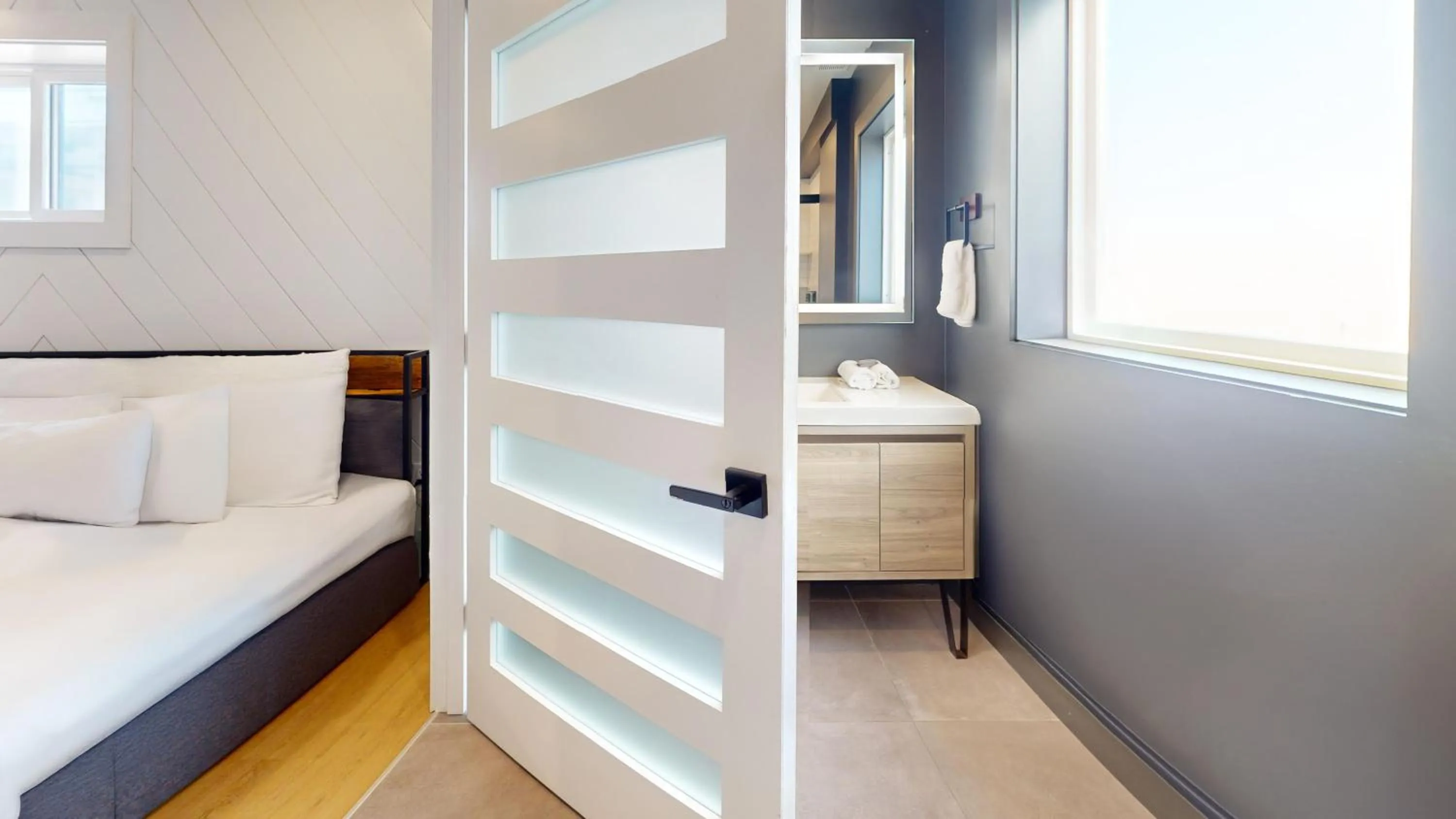 Bed in The Surf Club