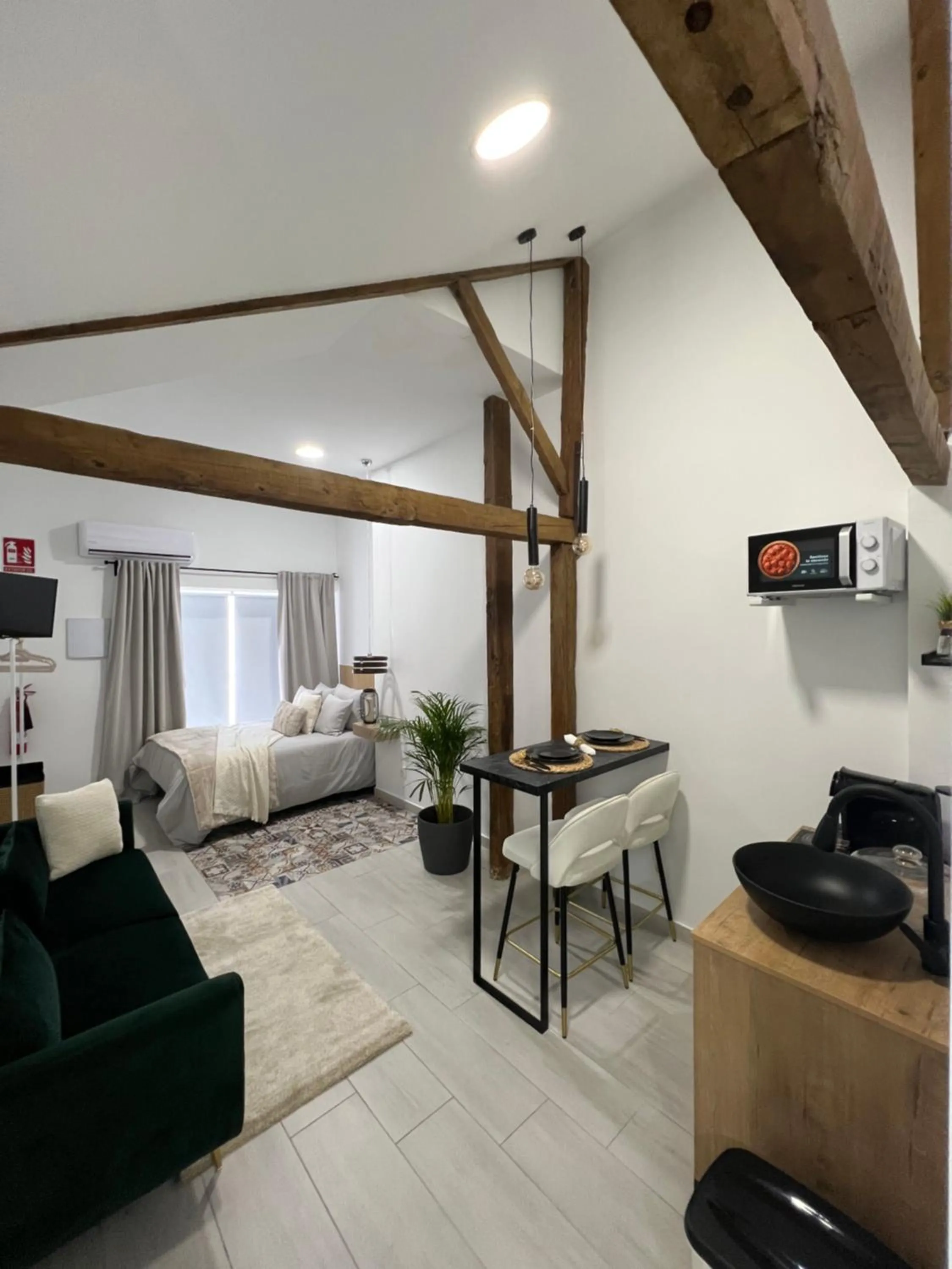 Seating Area in SUITES CHIC