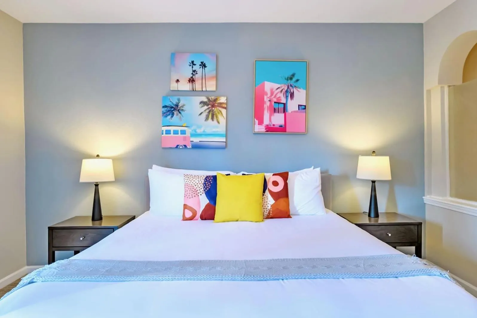 Bed in 3BR Condo with Pool - Near Disney