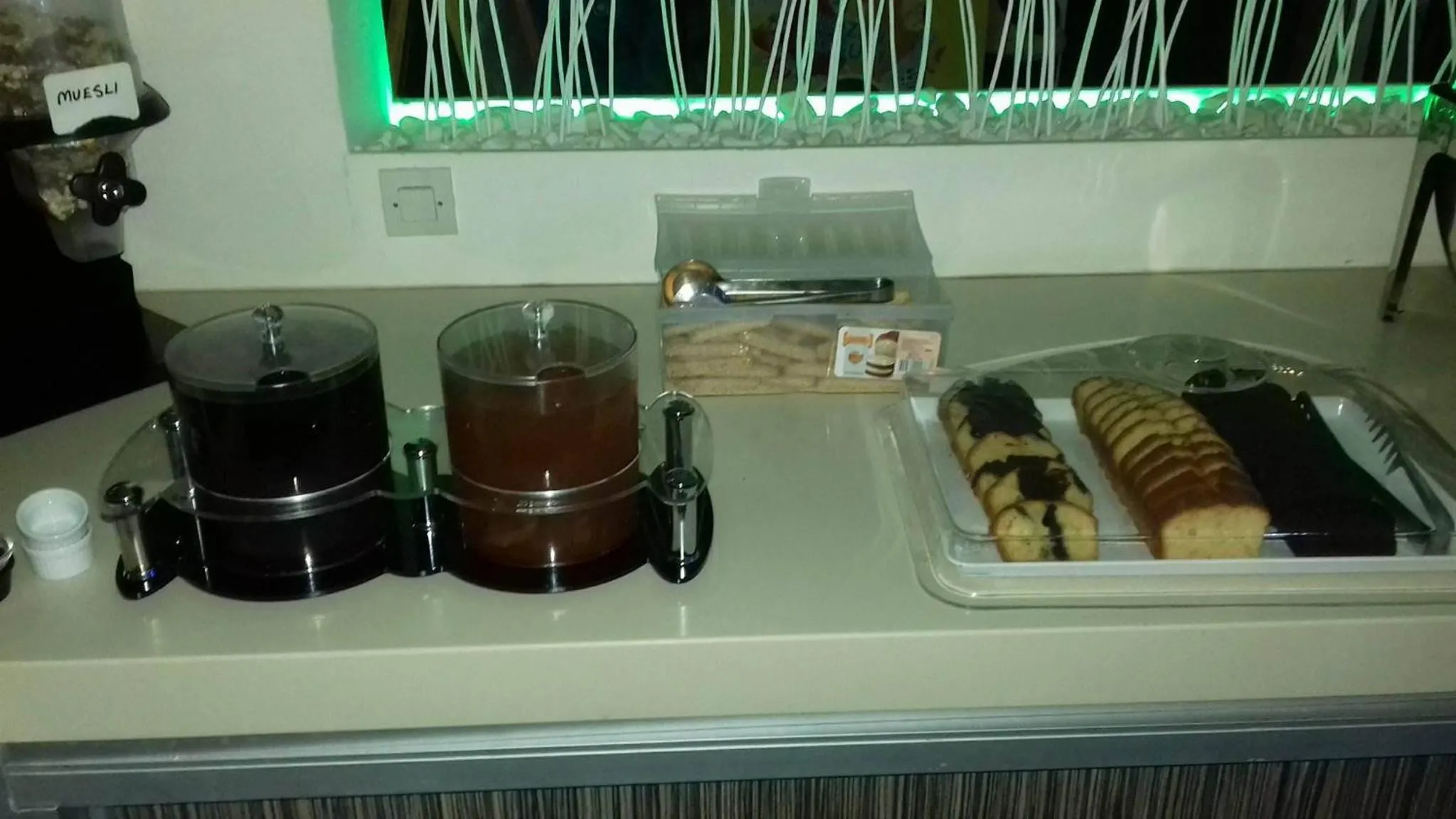 Breakfast in Zoes Hotel & Suites