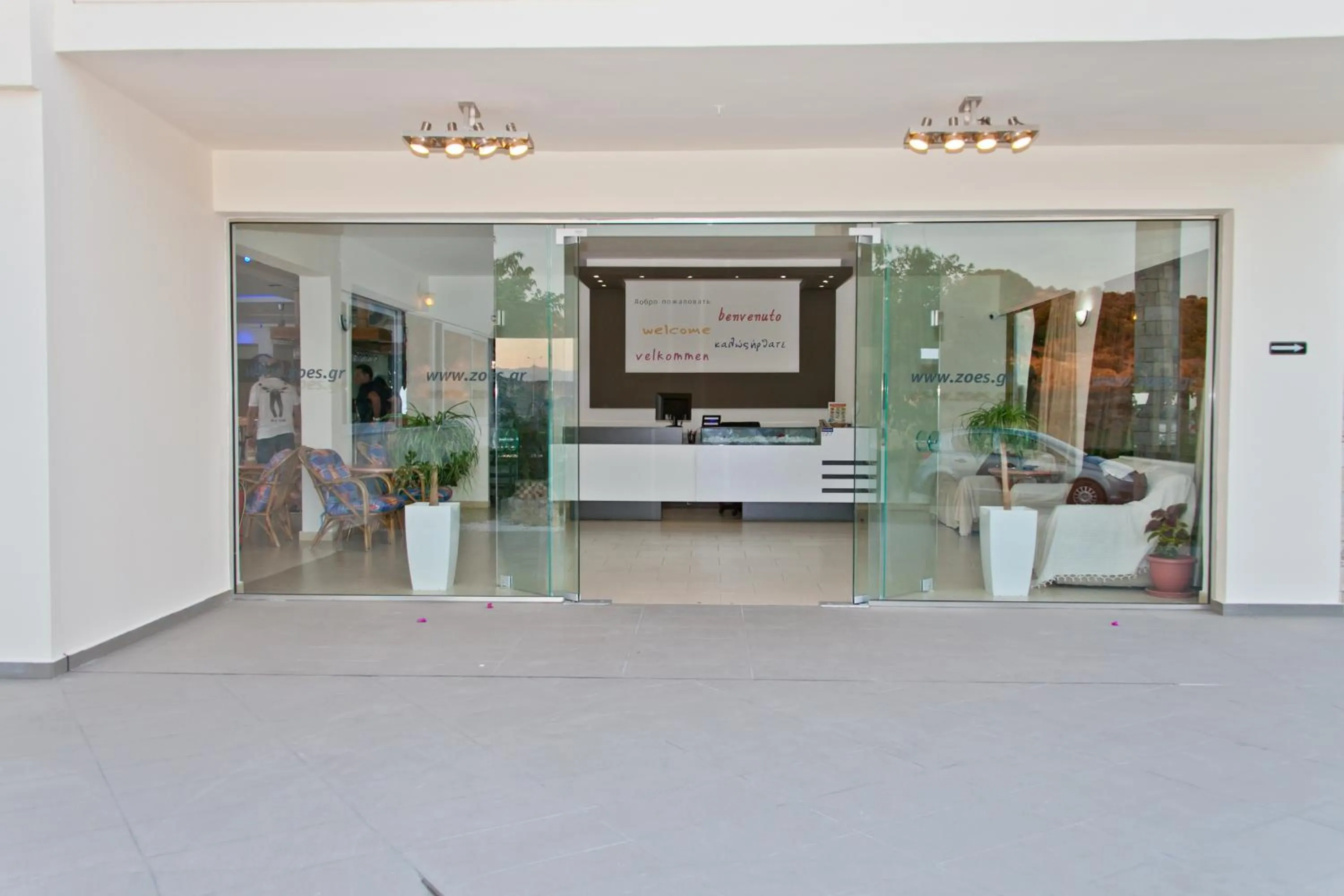 Facade/entrance in Zoes Hotel & Suites