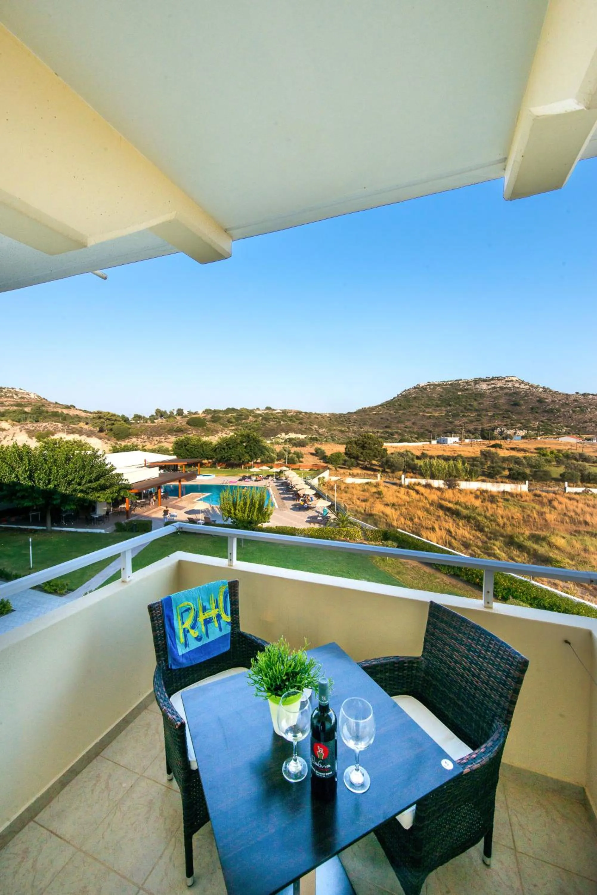 Balcony/Terrace in Zoes Hotel & Suites