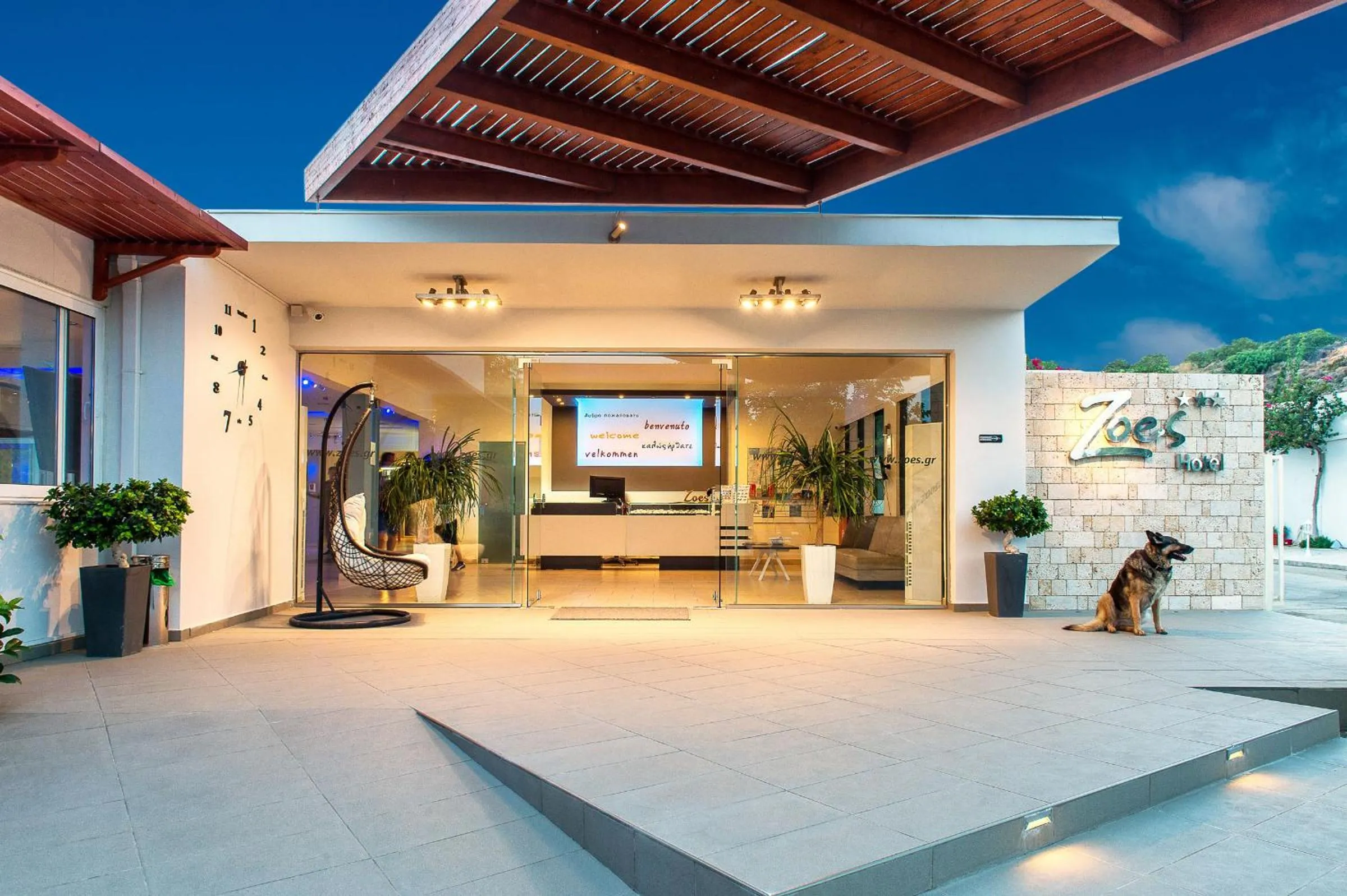 Facade/entrance in Zoes Hotel & Suites