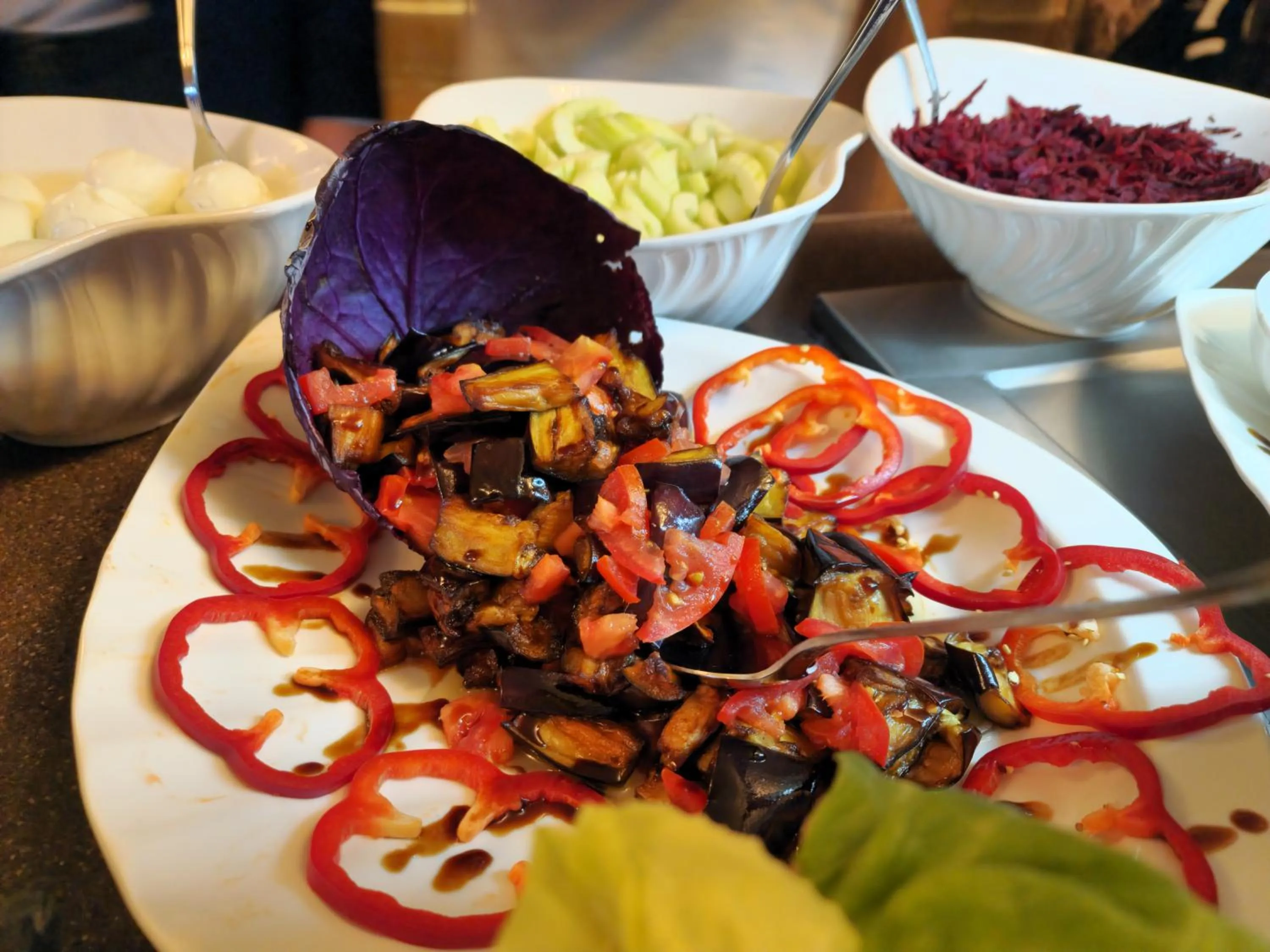 Restaurant/places to eat in Melissa Hotel