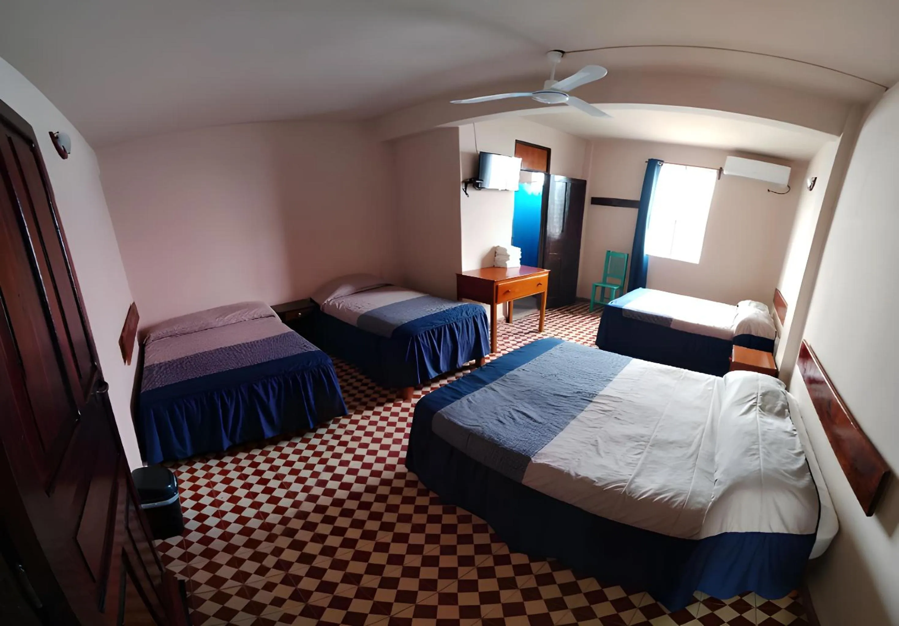 Photo of the whole room, Bed in Hotel Cortaza Galería
