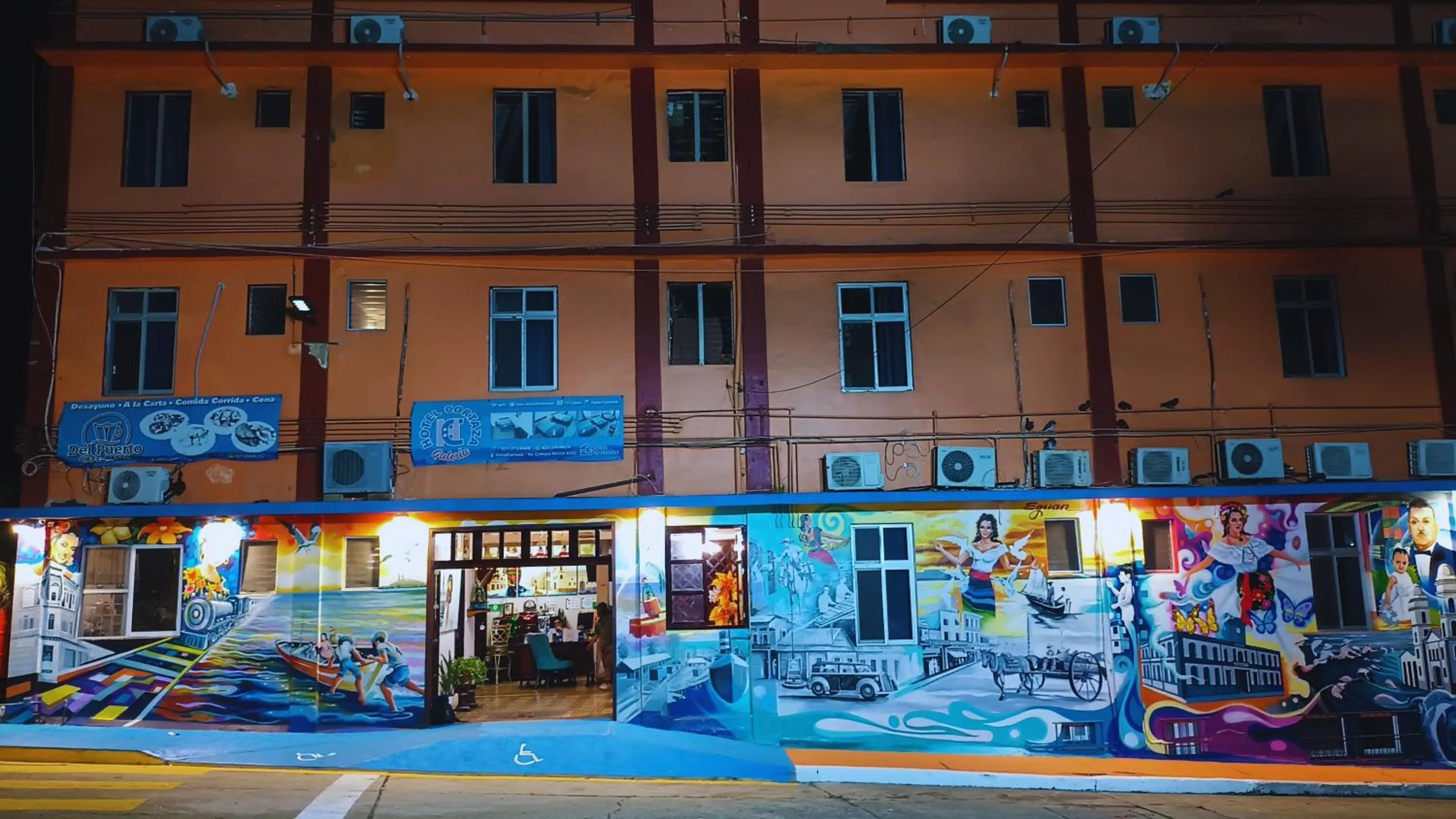 Property building in Hotel Cortaza Galería