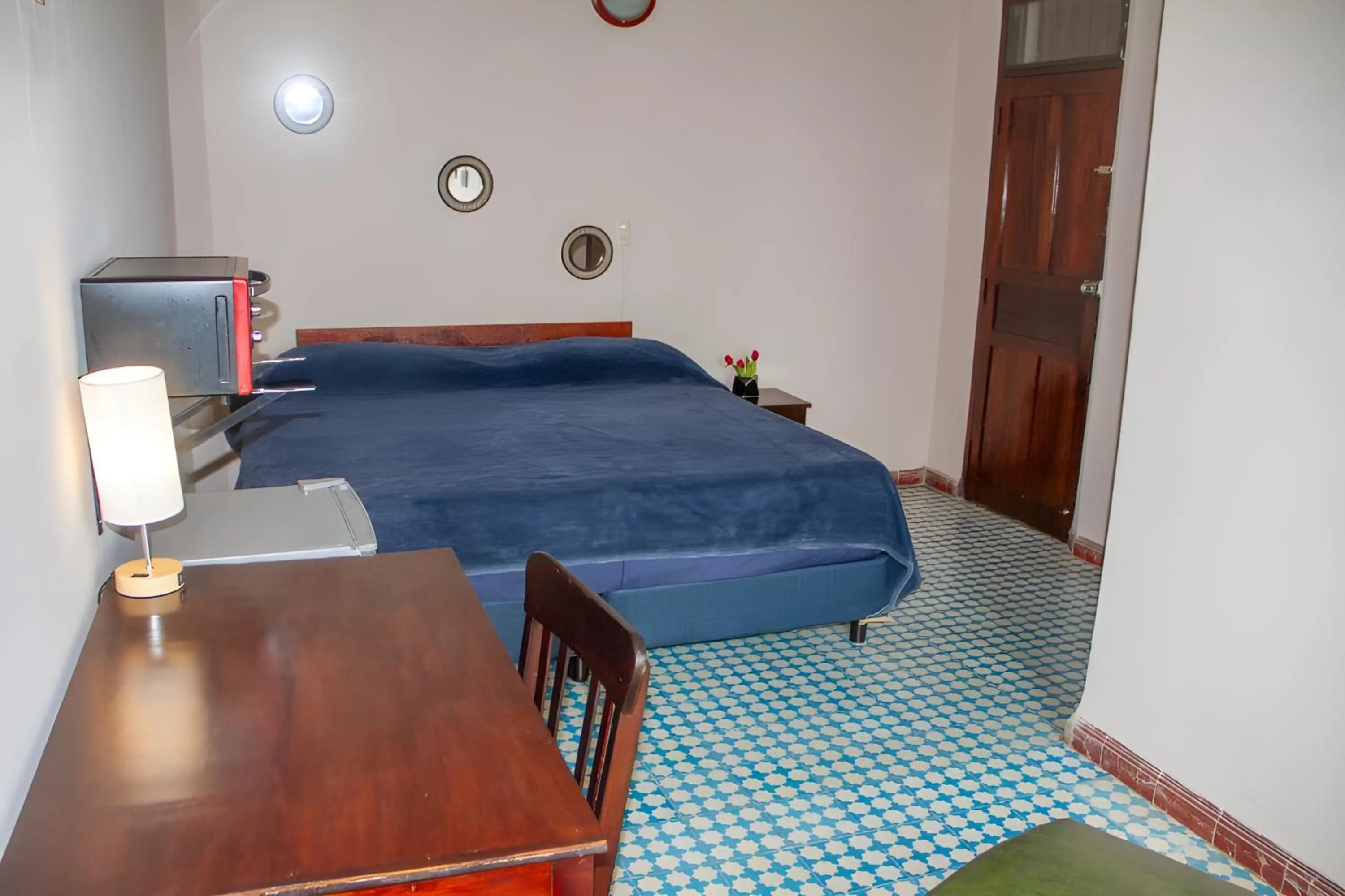 Bedroom, Bed in Hotel Cortaza Galería