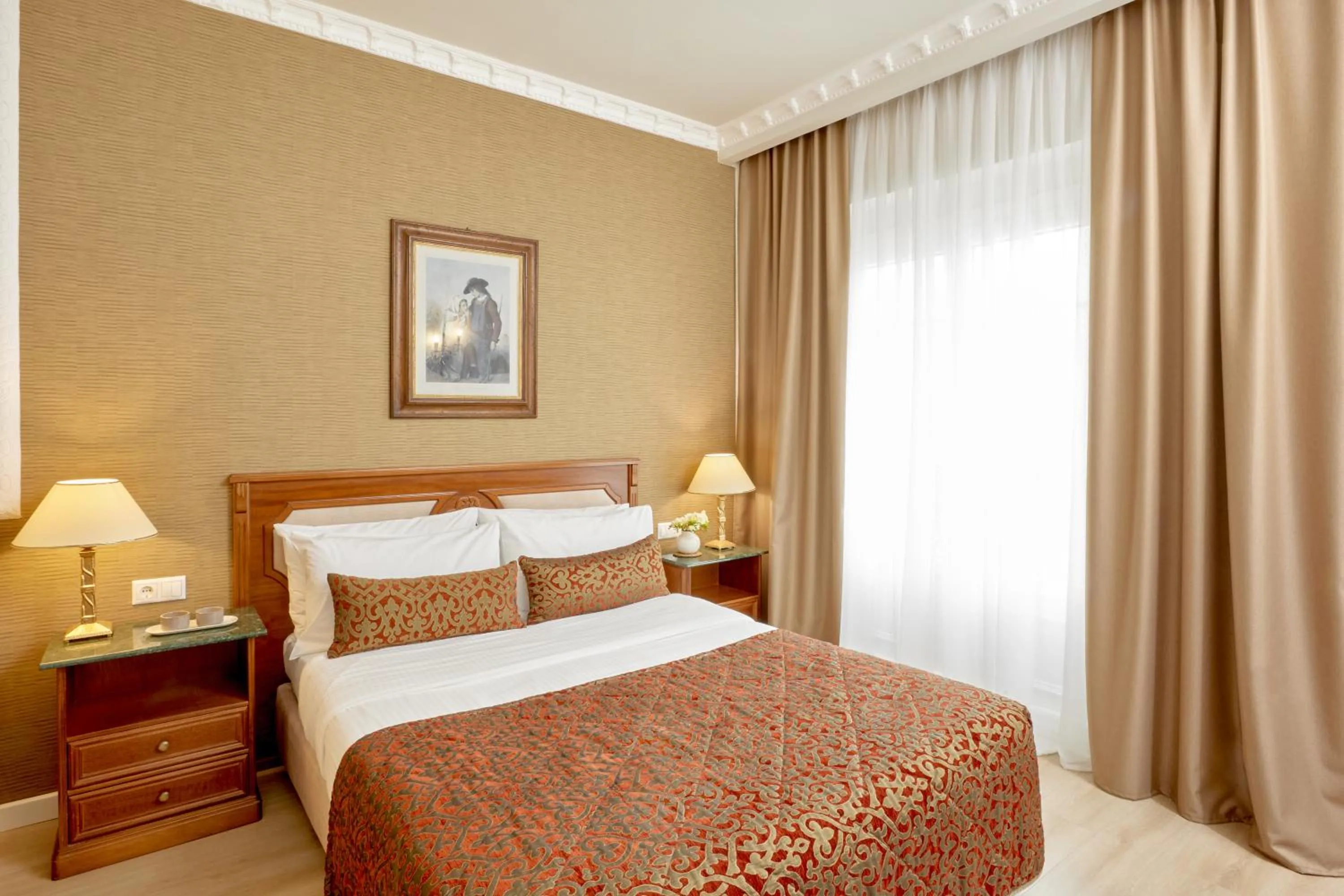 Bedroom, Bed in Grand Hotel Palace