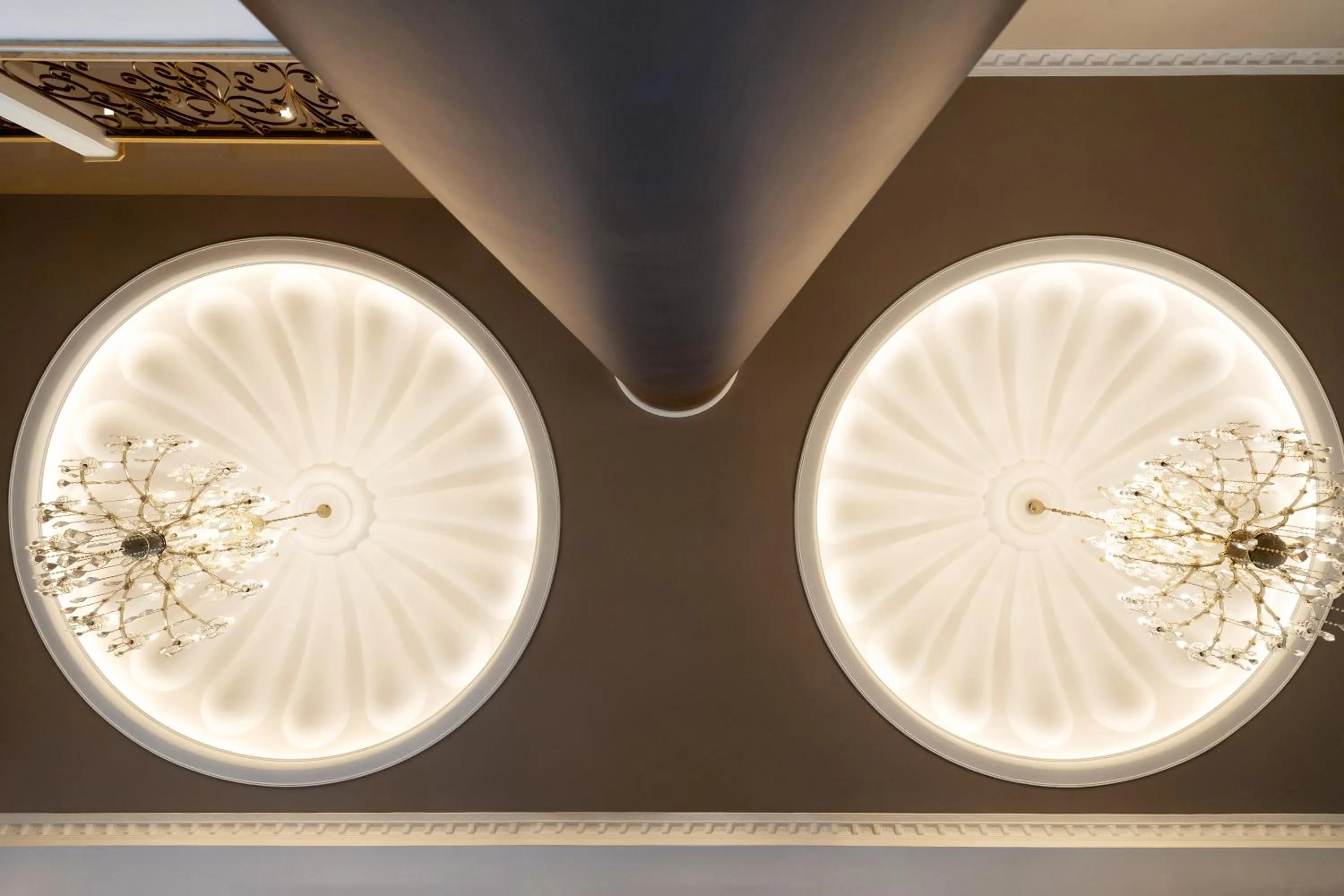 Decorative detail in Grand Hotel Palace