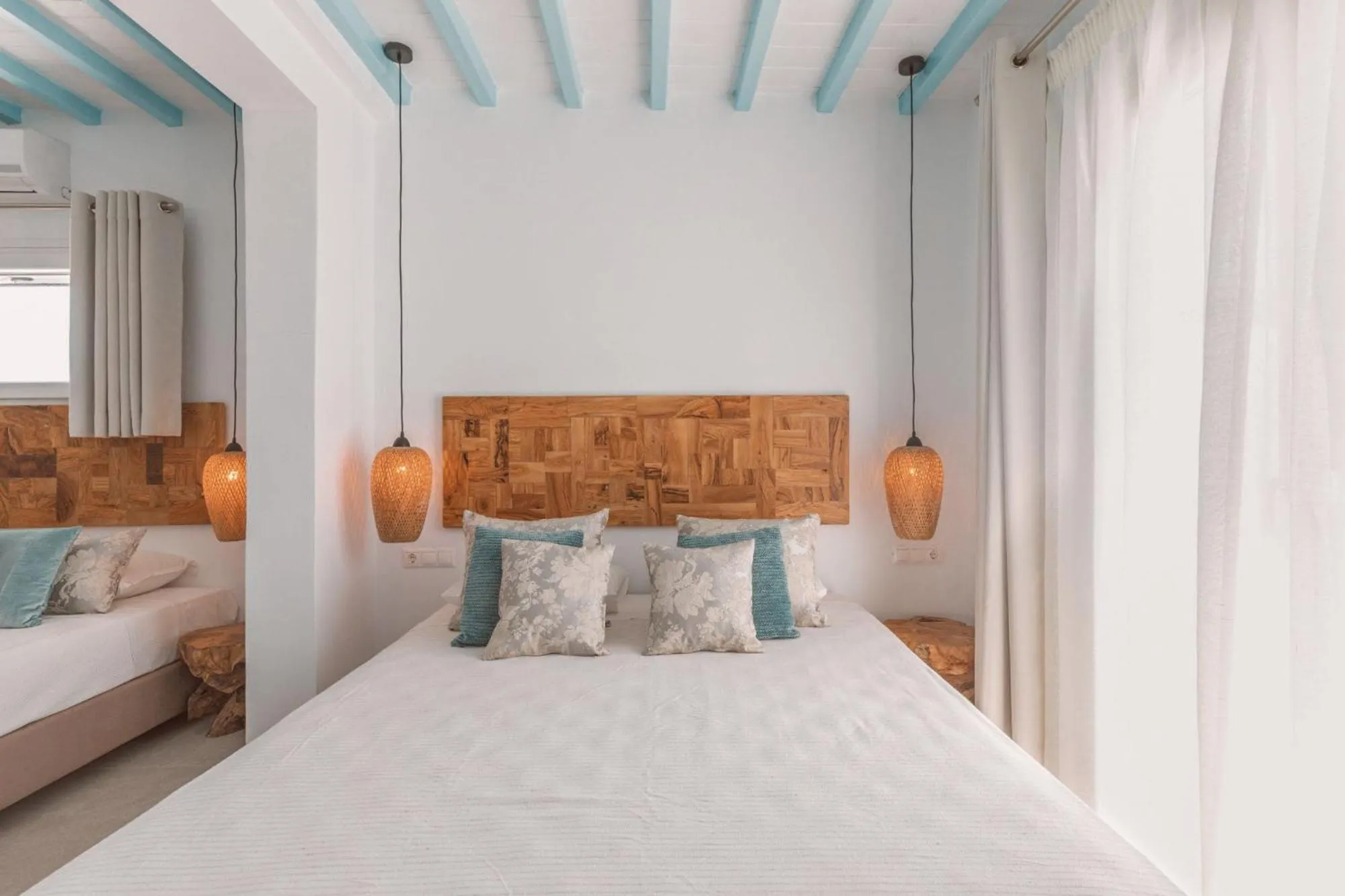 Bed in Villa Konstantin Rooms & Suites