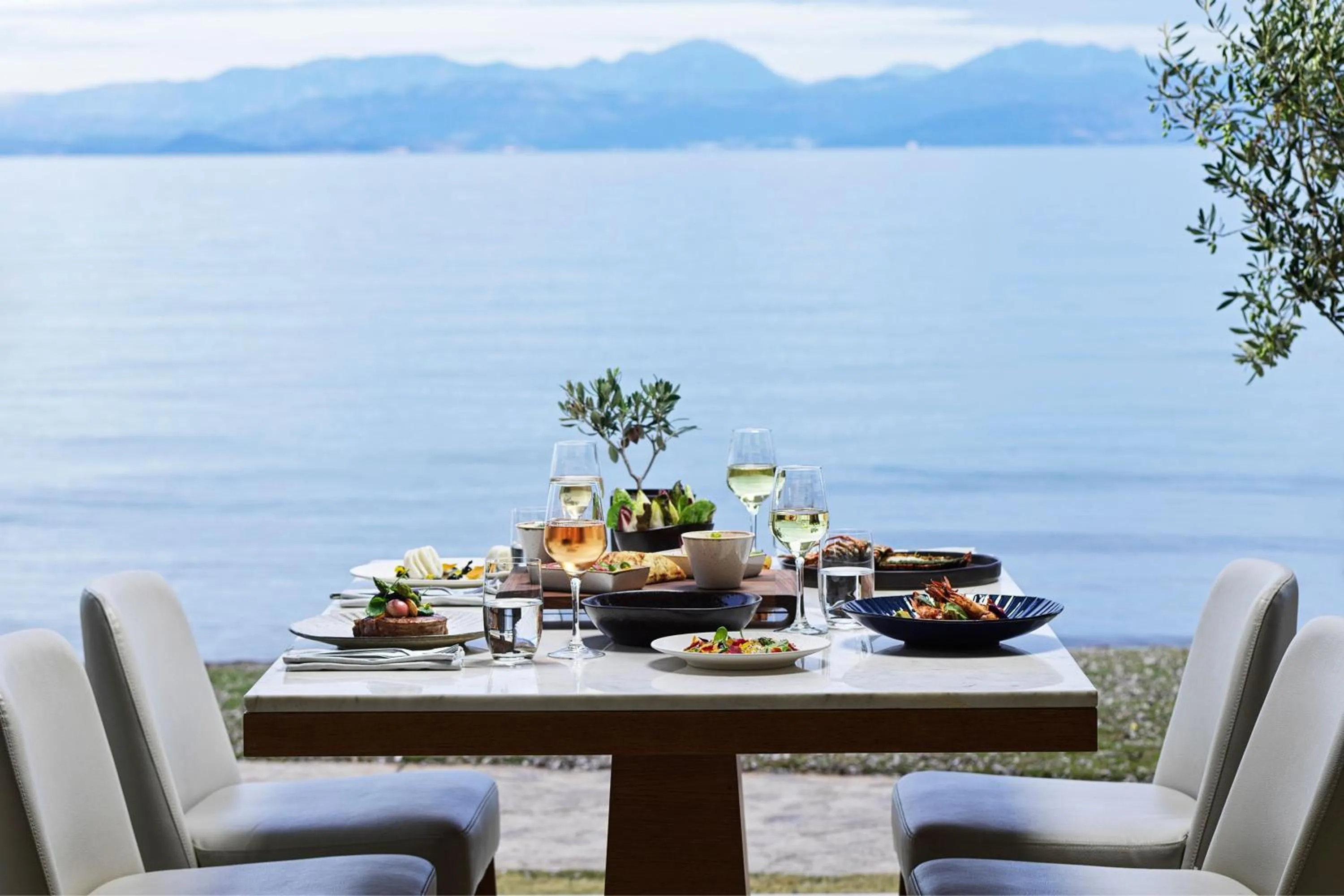 Restaurant/places to eat in Domes Miramare, a Luxury Collection Resort, Corfu - Adults Only