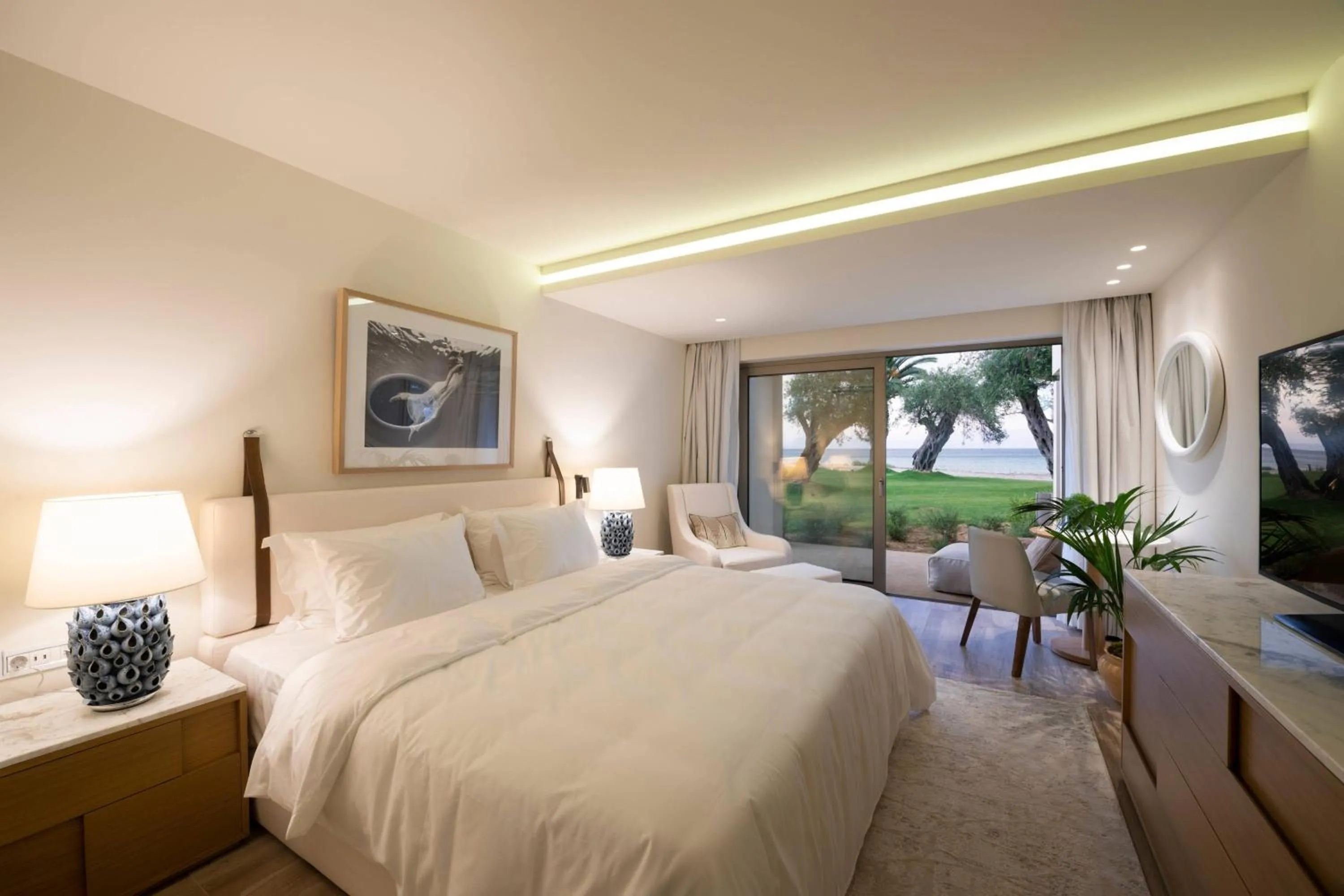 Photo of the whole room, Bed in Domes Miramare, a Luxury Collection Resort, Corfu - Adults Only