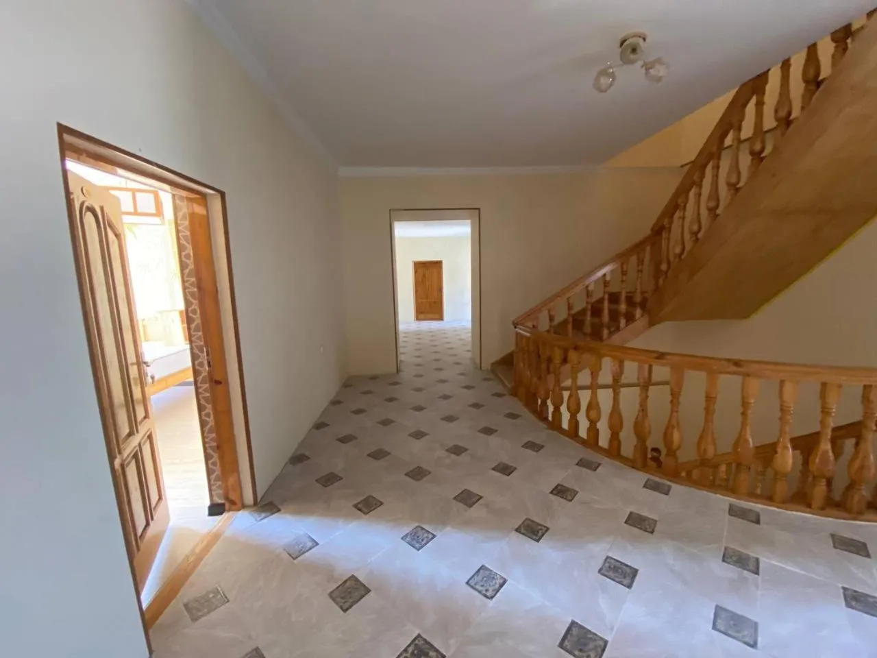 Photo of the whole room in Qamar Hotel