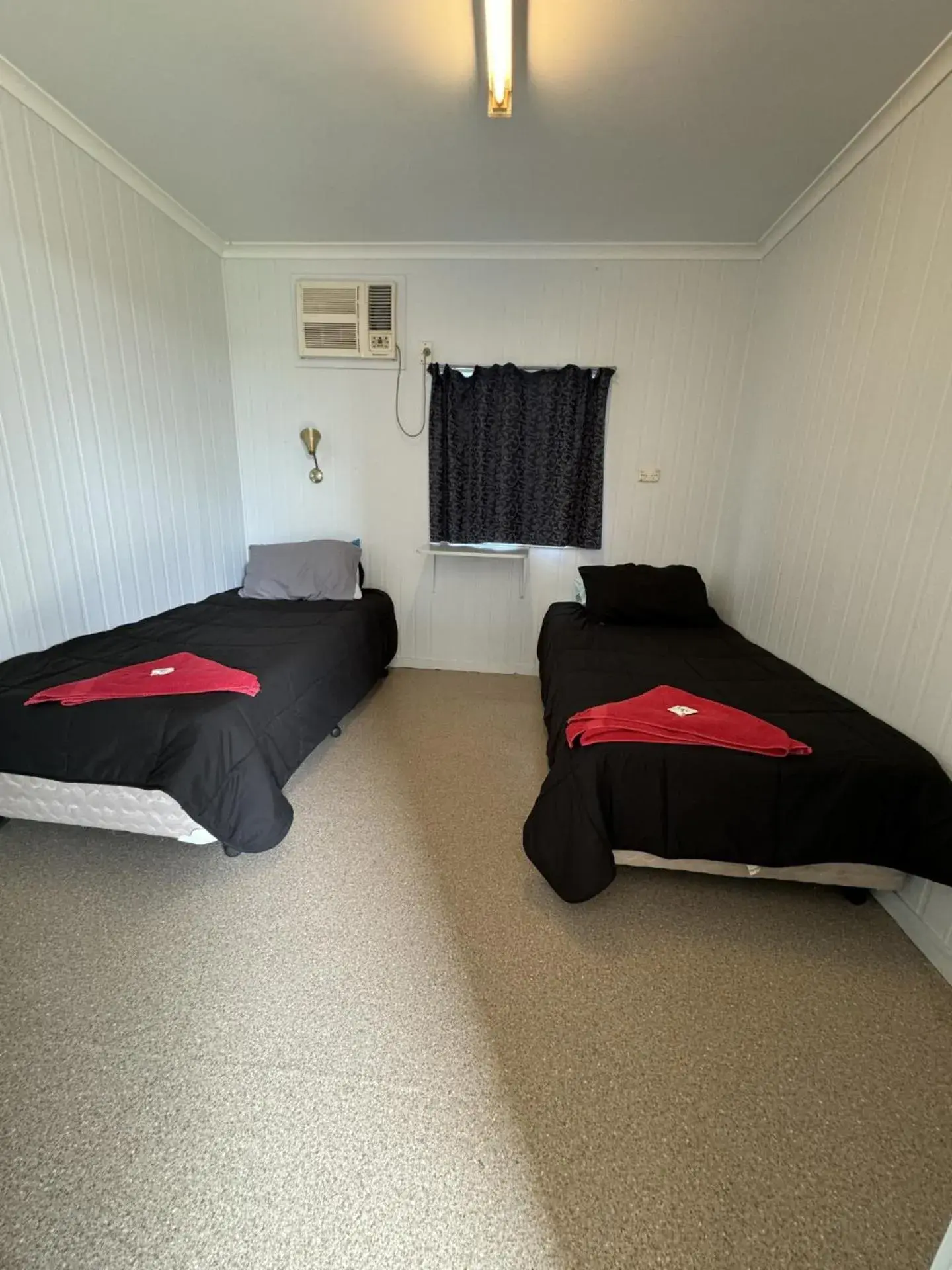 Twin Room - single occupancy in Carmila Hotel Twin Room - single occupancy in Carmila Hotel