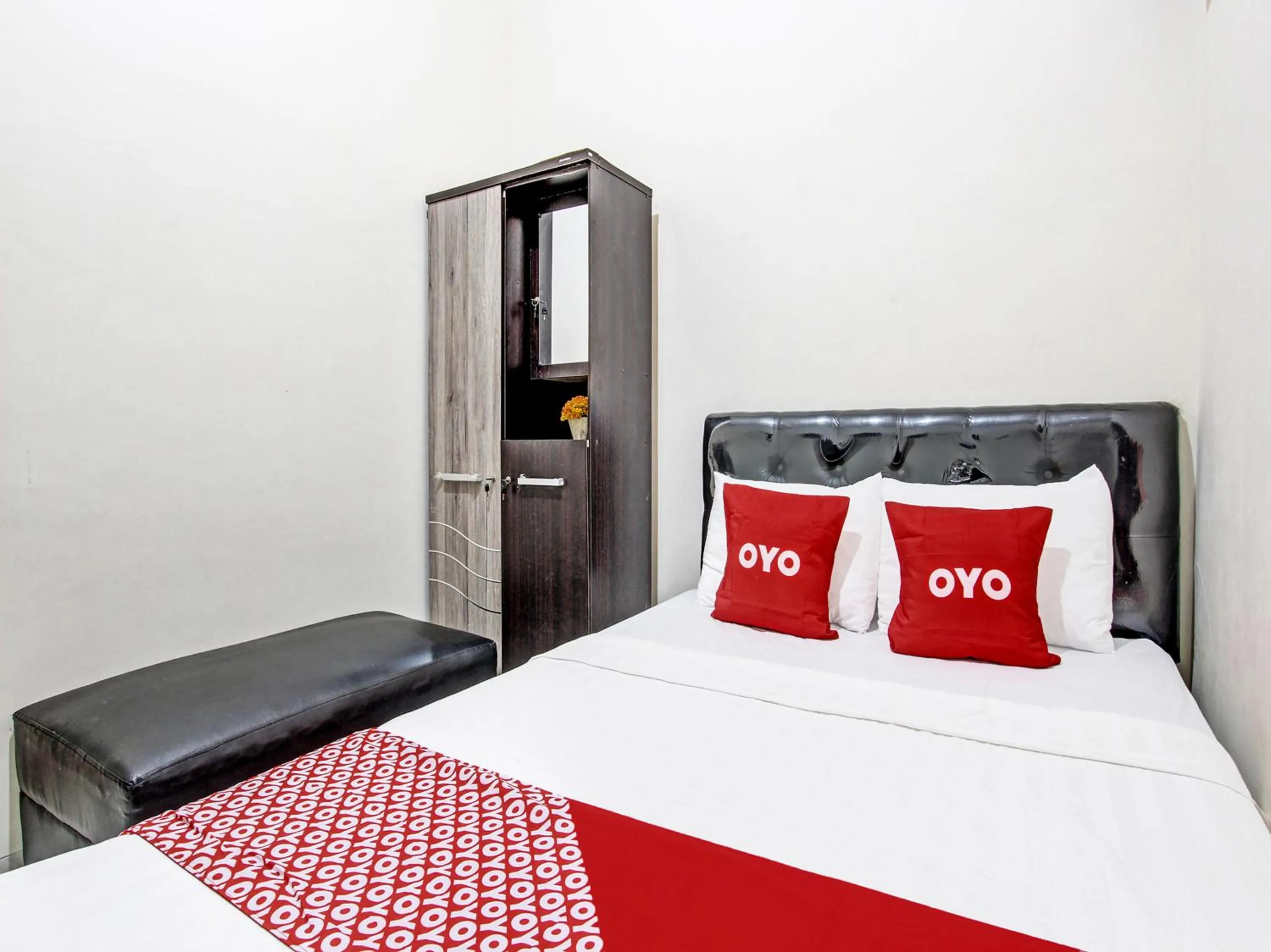 OYO Life 92184 Mr Brown Homestay