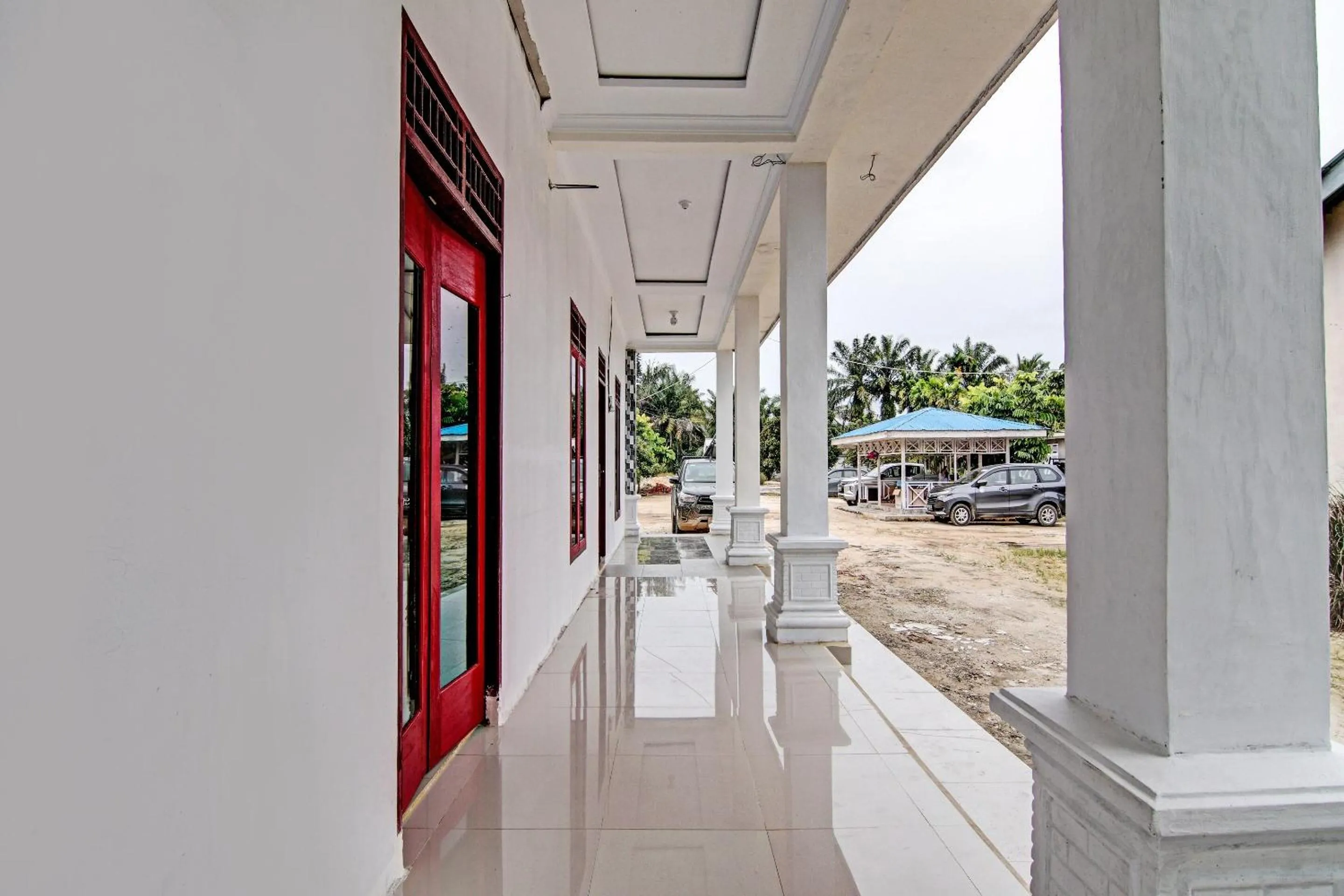 Lobby or reception in Hotel O Wisma Cendana Syariah Near PASAR FLAMBOYAN