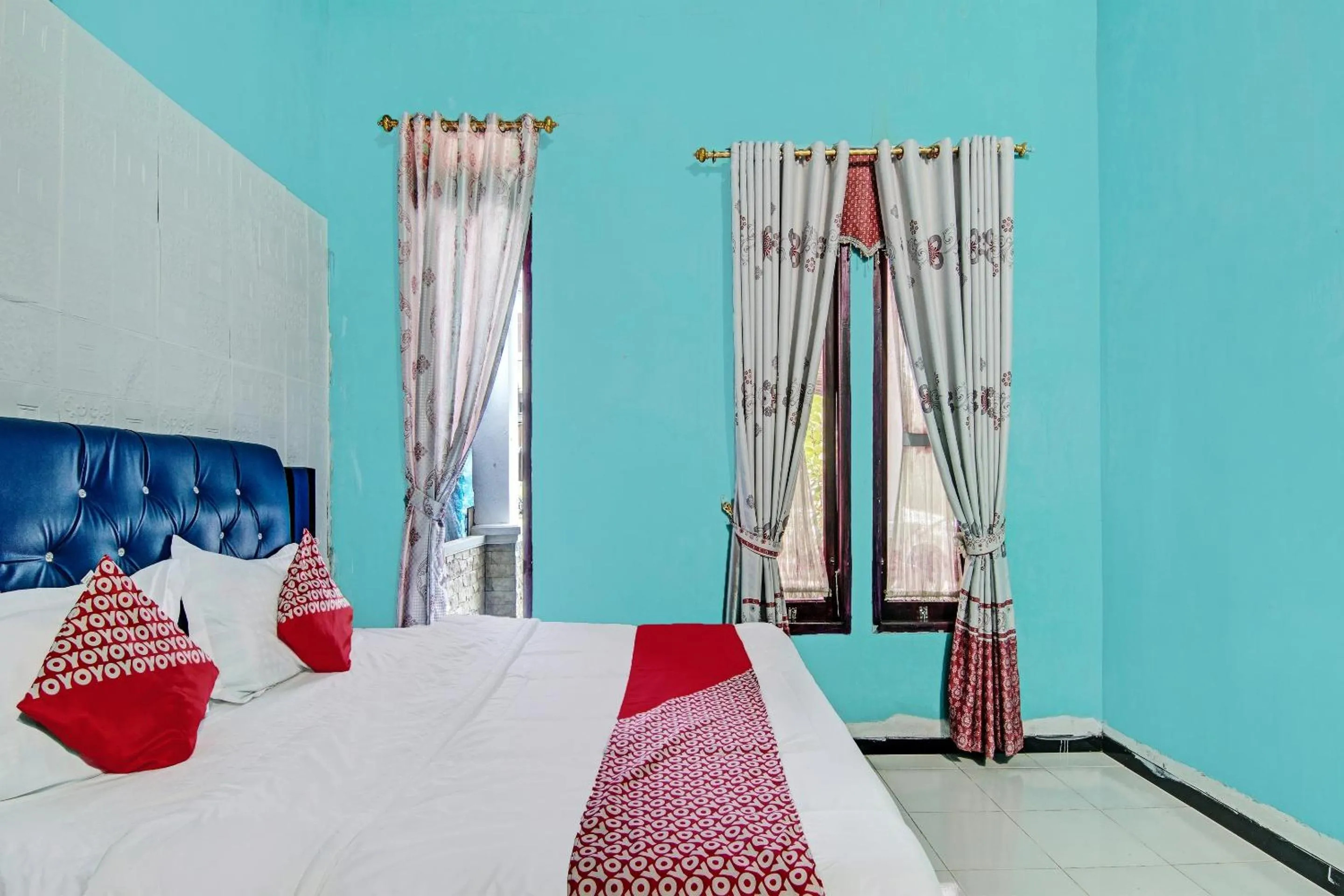 Bedroom, Bed in Hotel O Wisma Cendana Syariah Near PASAR FLAMBOYAN